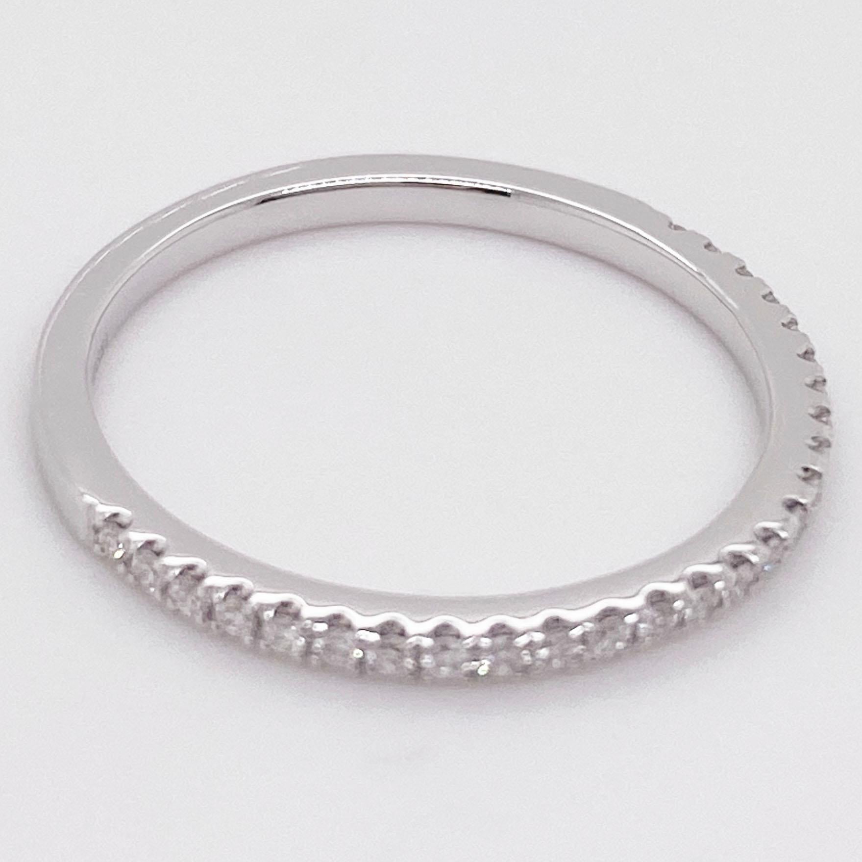 Contemporary Diamond Wedding Band, 14 Karat Gold Straight Diamond Ring .26 Carat Total Weight For Sale