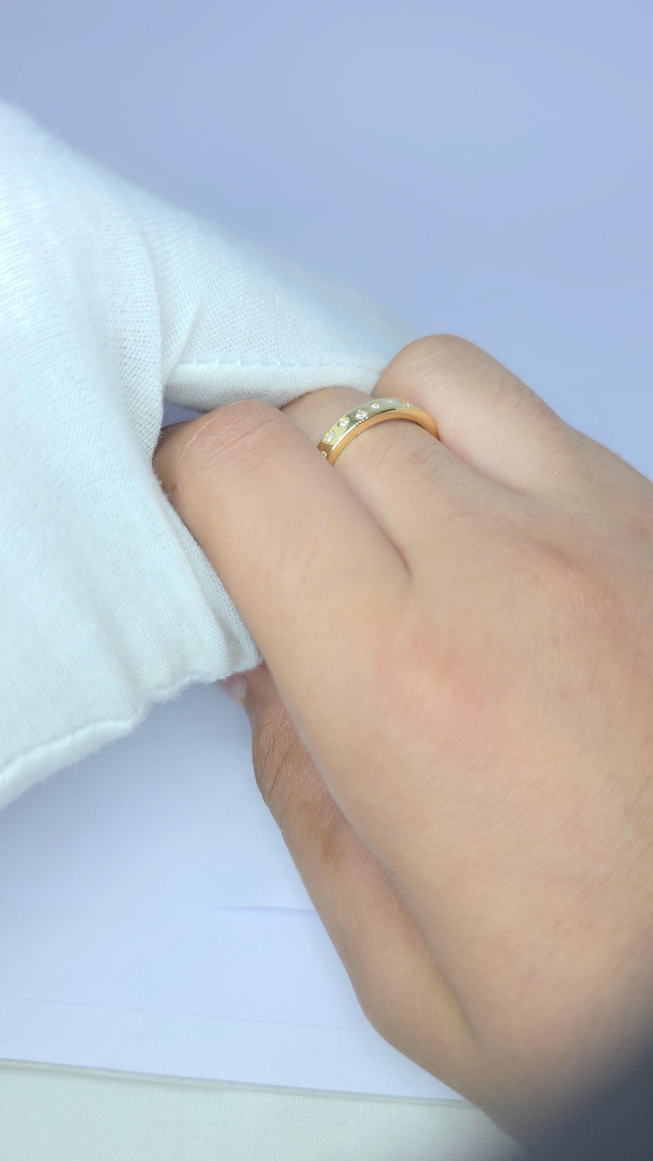 Fede nuziale con diamante Anello impilabile con diamante in oro giallo 14K in vendita 1