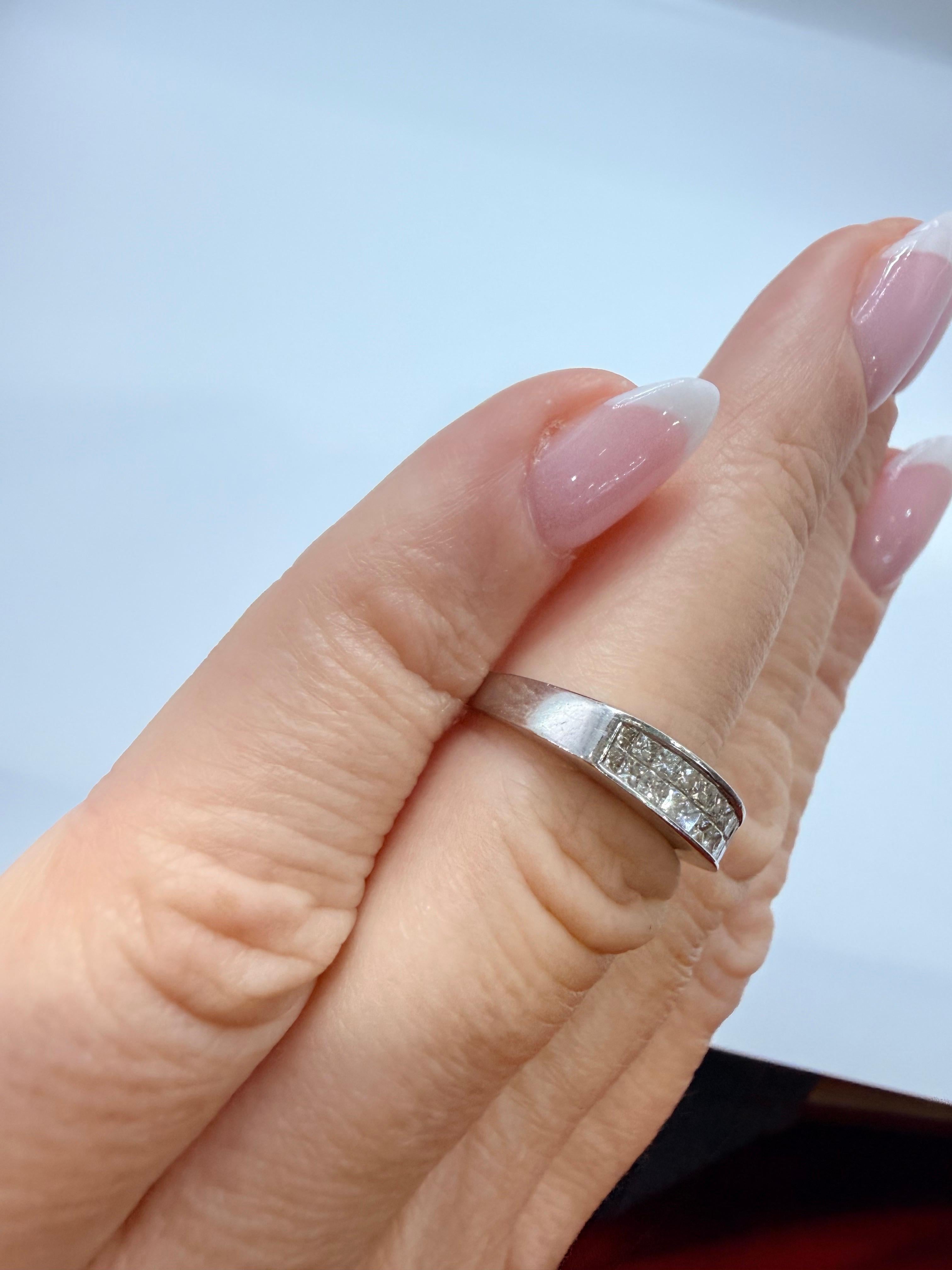 Femenino o masculino Alianza de diamantes Oro de 14 KT 1,20 quilates Anillo de diamantes talla princesa en venta