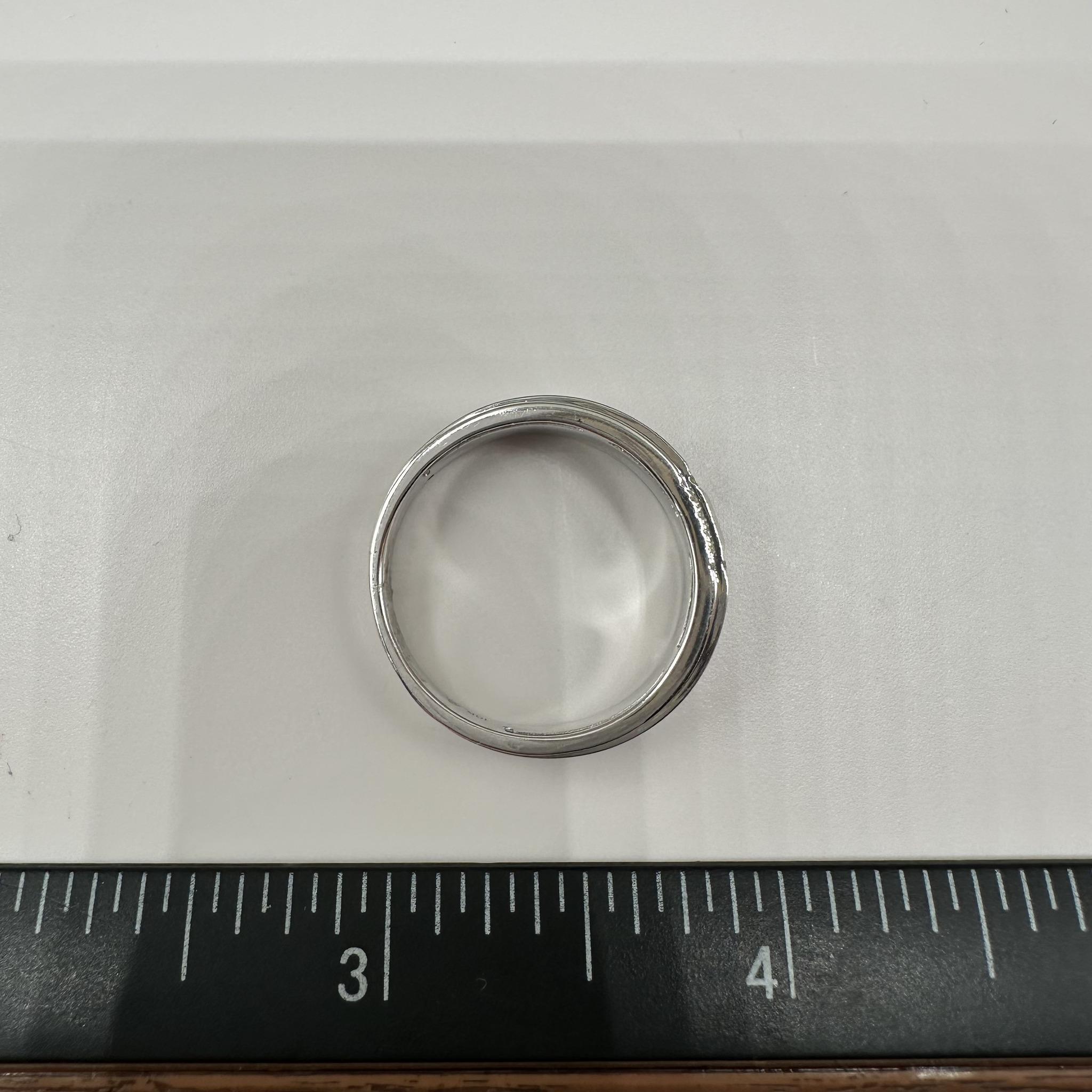 Diamant-Hochzeitsband aus 10kt Weißgold - 0,20ctw HI I1, Größe 10, Neuer Zustand im Zustand „Neu“ im Angebot in West Hempstead, NY