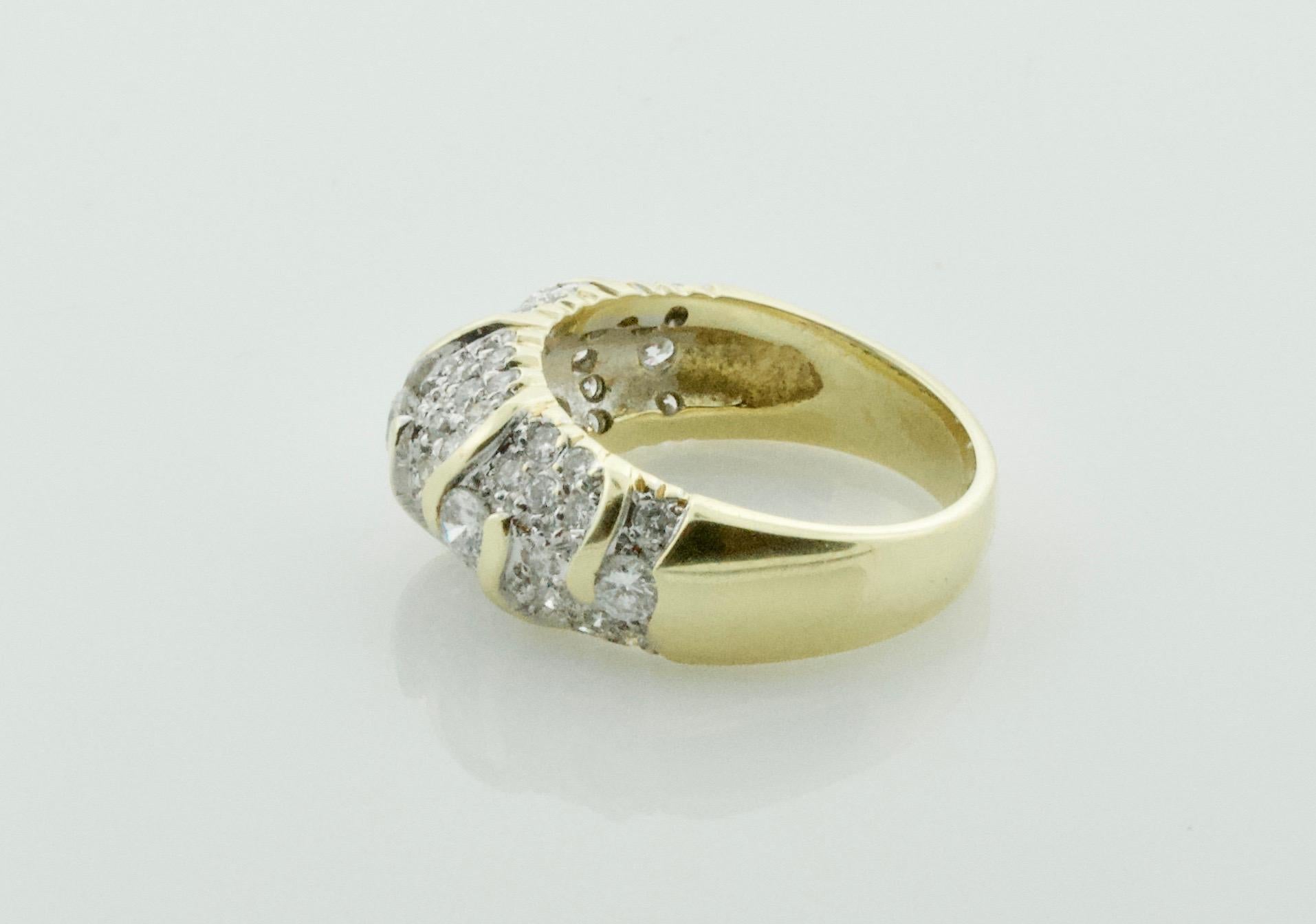 Women's or Men's Diamond Wedding Band in Yellow Gold 1.20 Carat For Sale