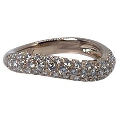 Diamant-Hochzeitsring mit Diamanten in Pave-Fassung und Diamant-Ring mit 0,75 Karat 18KT
