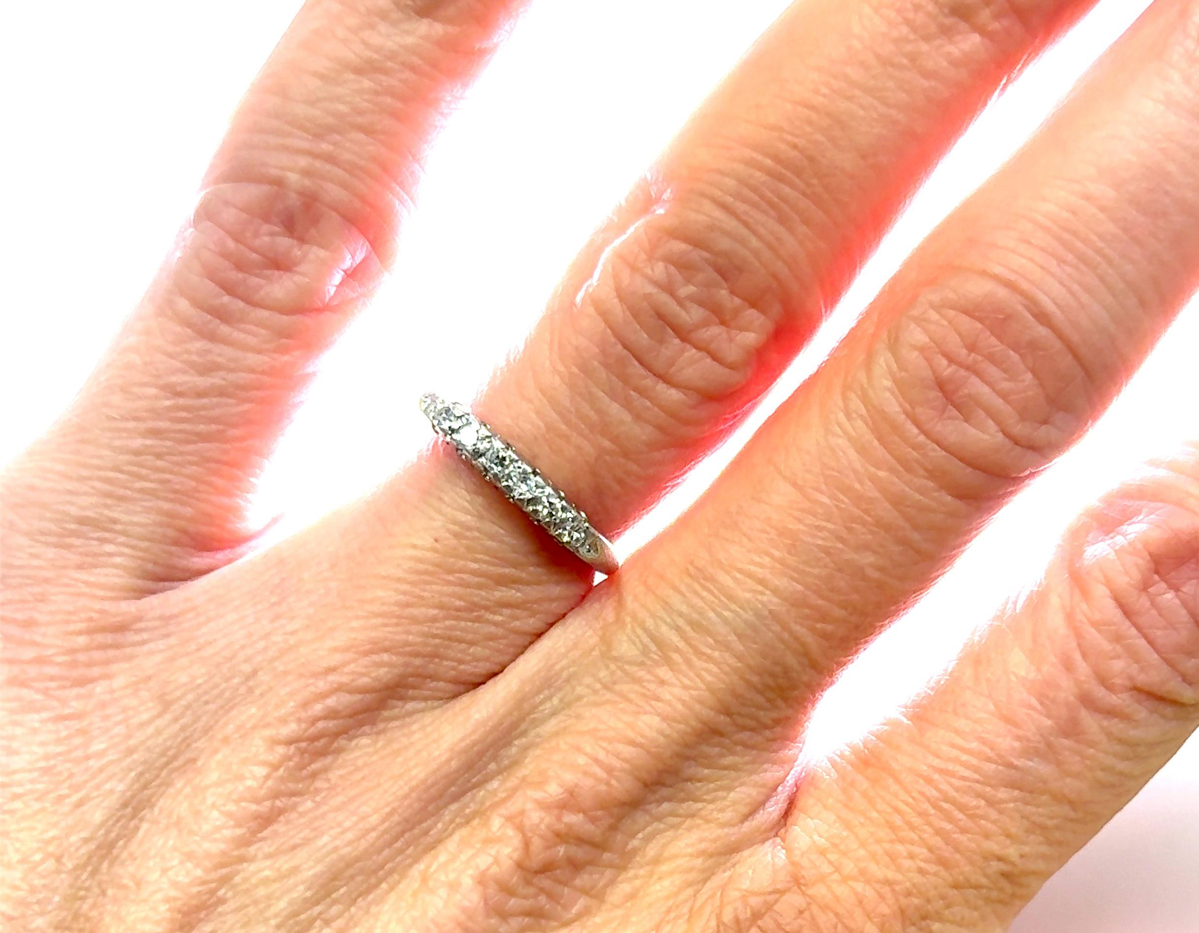 Alliance diamant simple taille Art Deco Antique 1930s Platinum Ring Pour femmes en vente