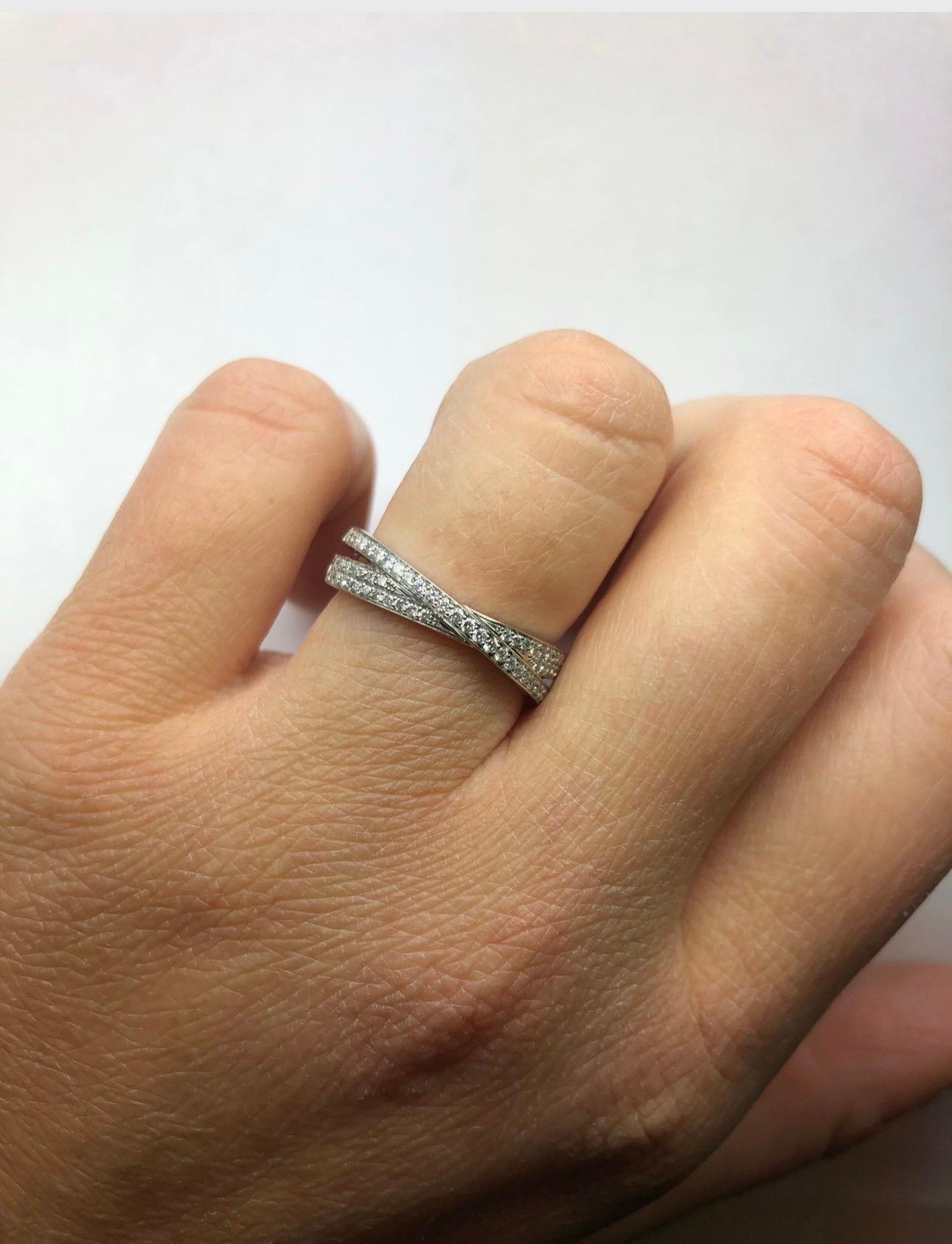 Diamond Wedding Band Twist 18KT white gold Fine Diamonds VS 0.55ct For Sale 2