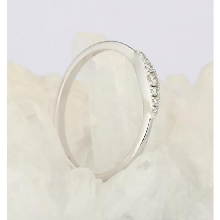 Anneau de mariage en or blanc pour diamants Anneau de fiançailles minimaliste en or massif 14k
Léger, il peut être porté tous les jours

Informations complémentaires :
Condit : Nouveau sans étiquette : Un article neuf, non utilisé et non porté (y
