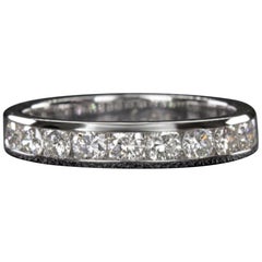 1 Carat Round Brilliant Cut Diamond Band Gold Ring