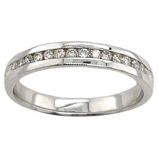 Diamond Wedding Ring Set with 0.15ct Diamonds in 18ct White Gold For Sale