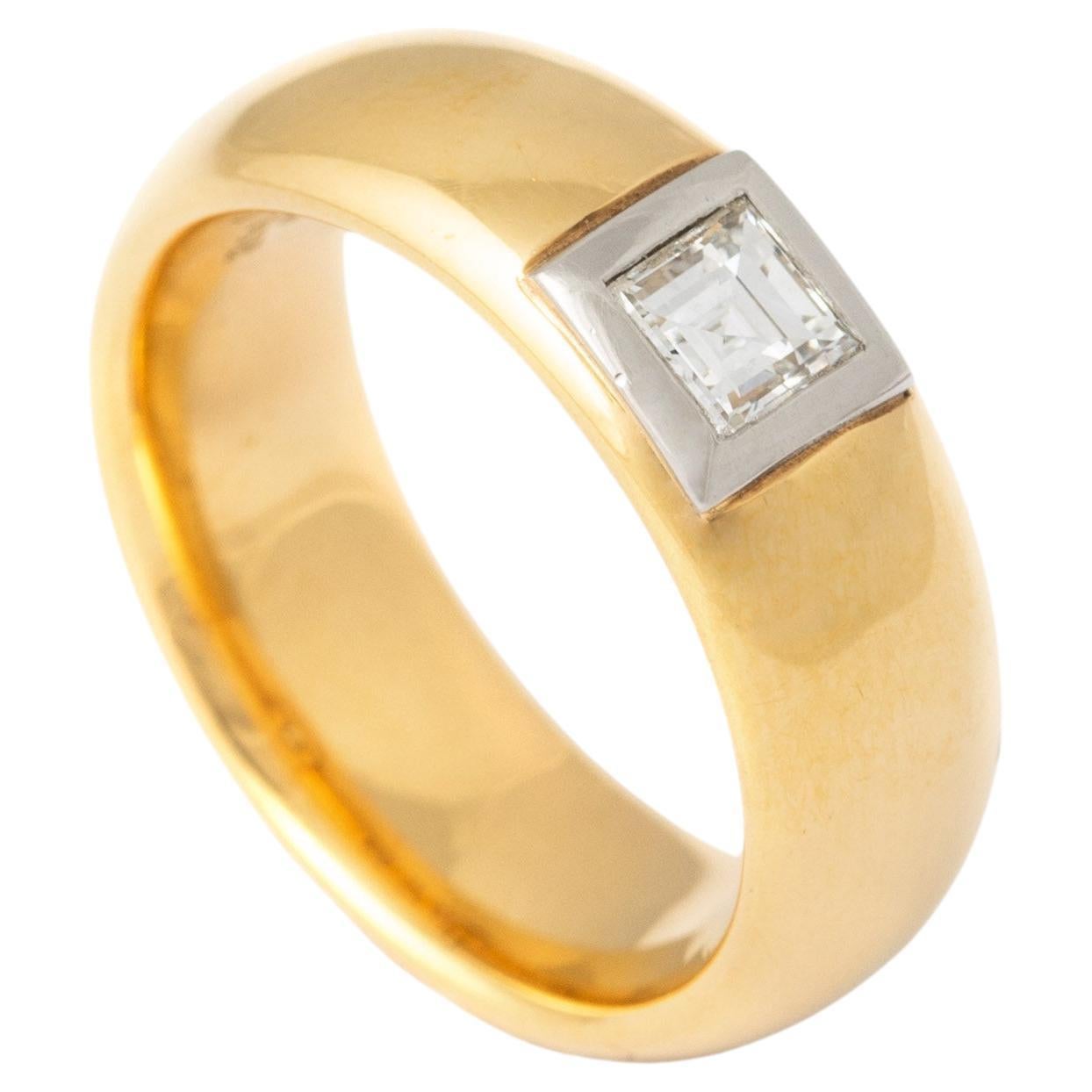Diamond White and Yellow Gold 18K Ring For Sale