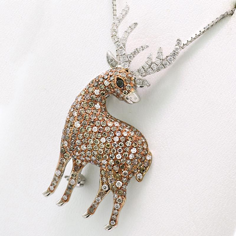 Contemporary Diamond white + fancy brown 1.75 ct Pendant Rendeer 18Kt White Gold Animal Motif For Sale