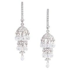 Boucles d'oreilles chandelier en or blanc 18K avec diamants