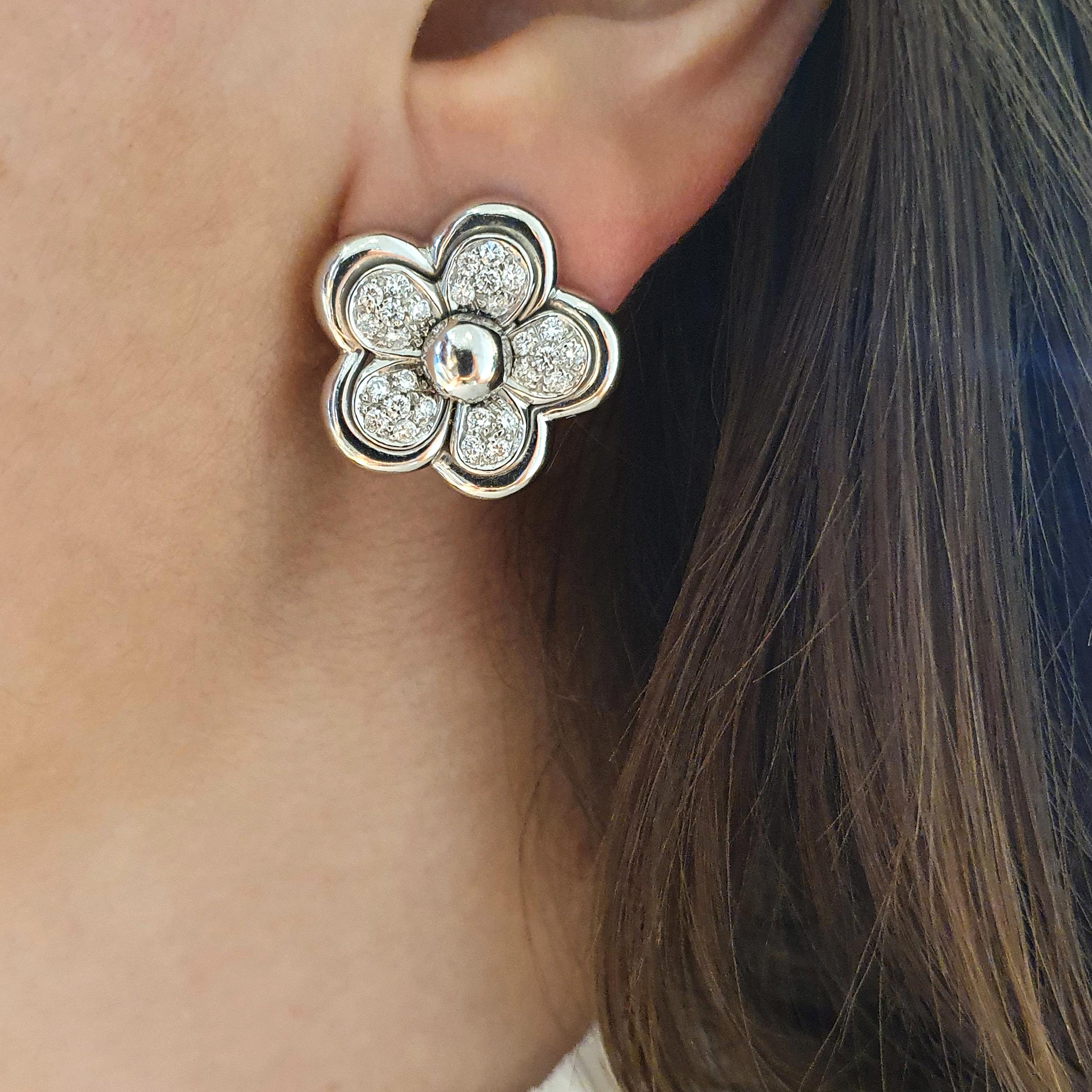 Women's or Men's Diamond White Gold 18K Flower Ear Clips For Sale
