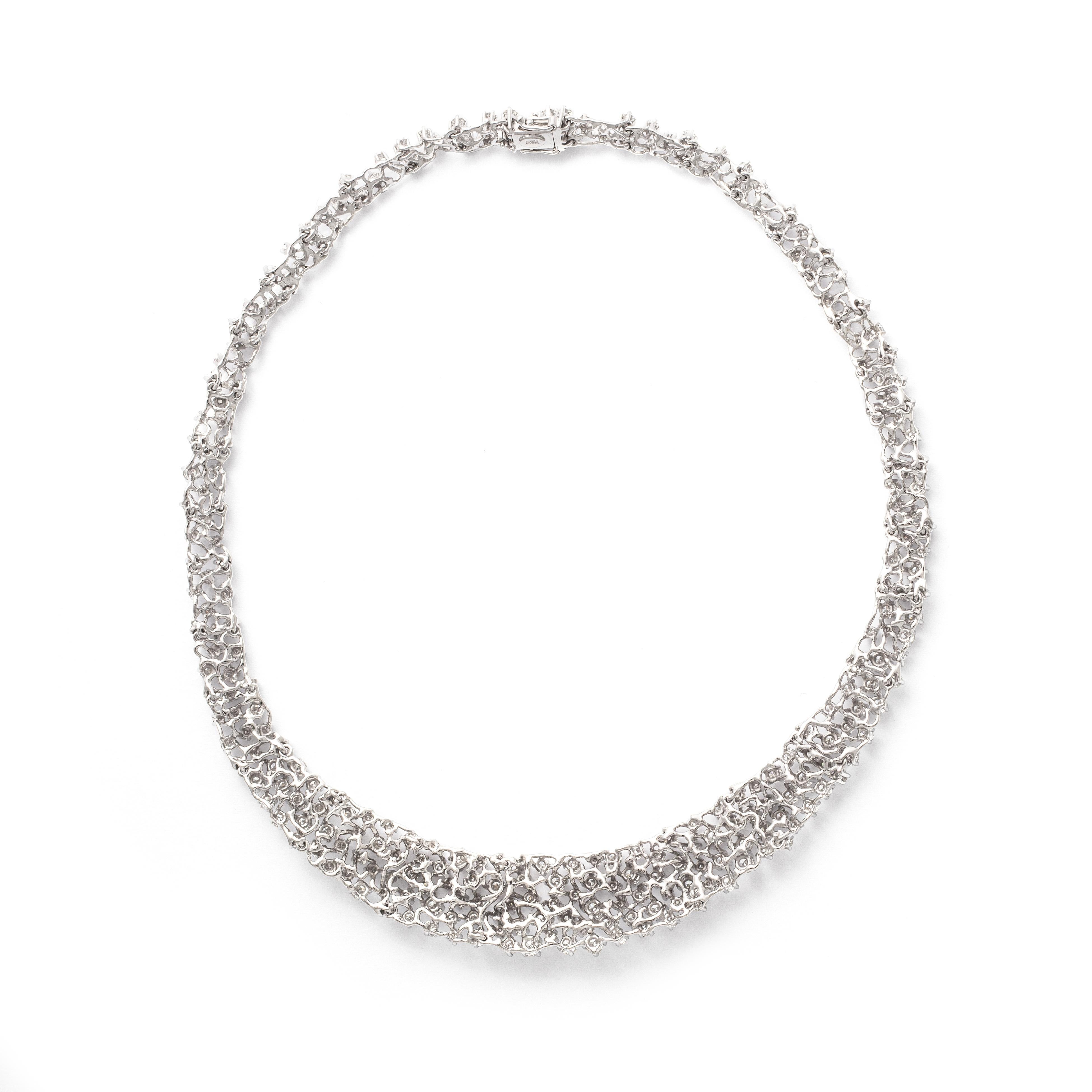 Contemporary Diamond White Gold 18K Necklace For Sale