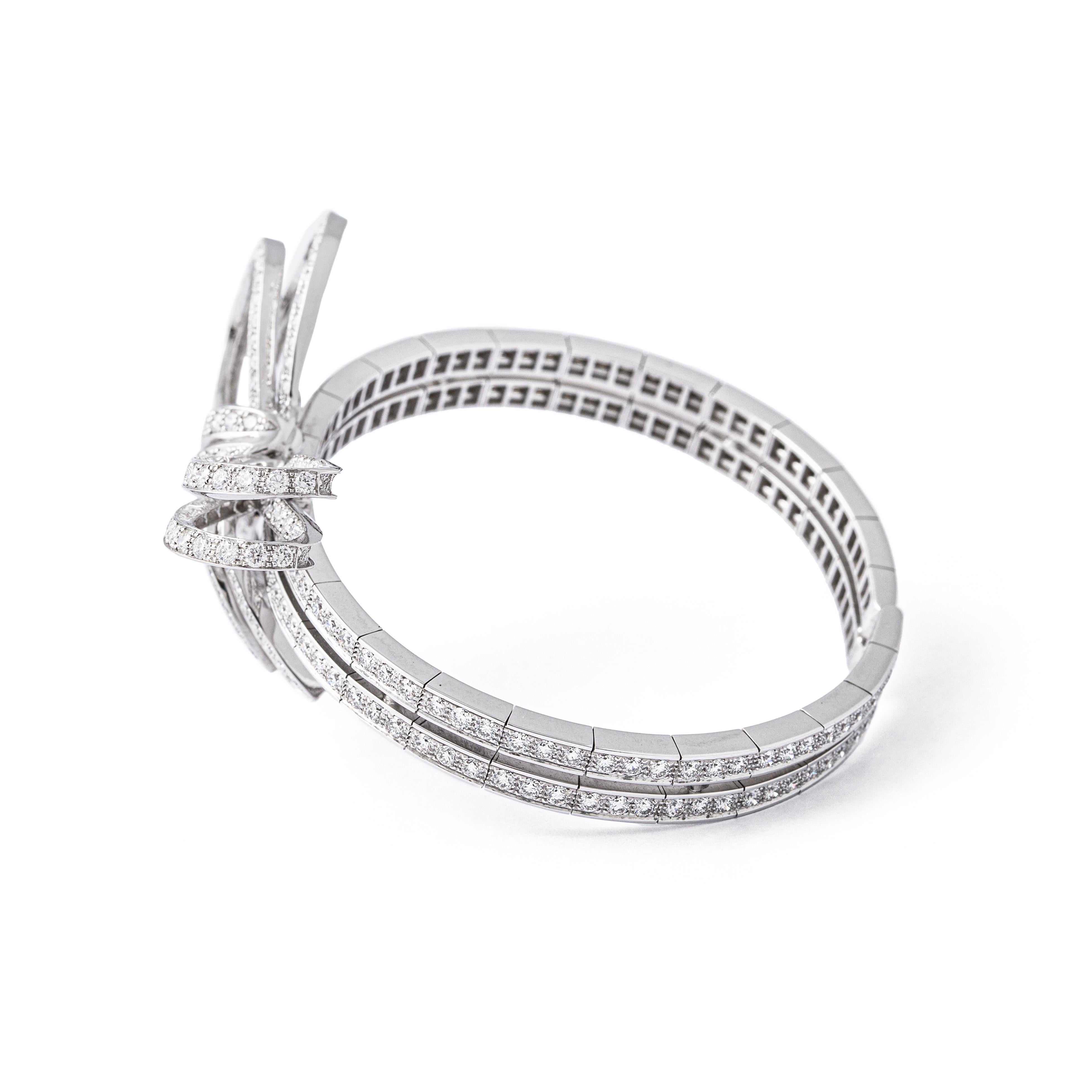 Bracelet à nœuds en or blanc 18K avec diamants Pour femmes en vente