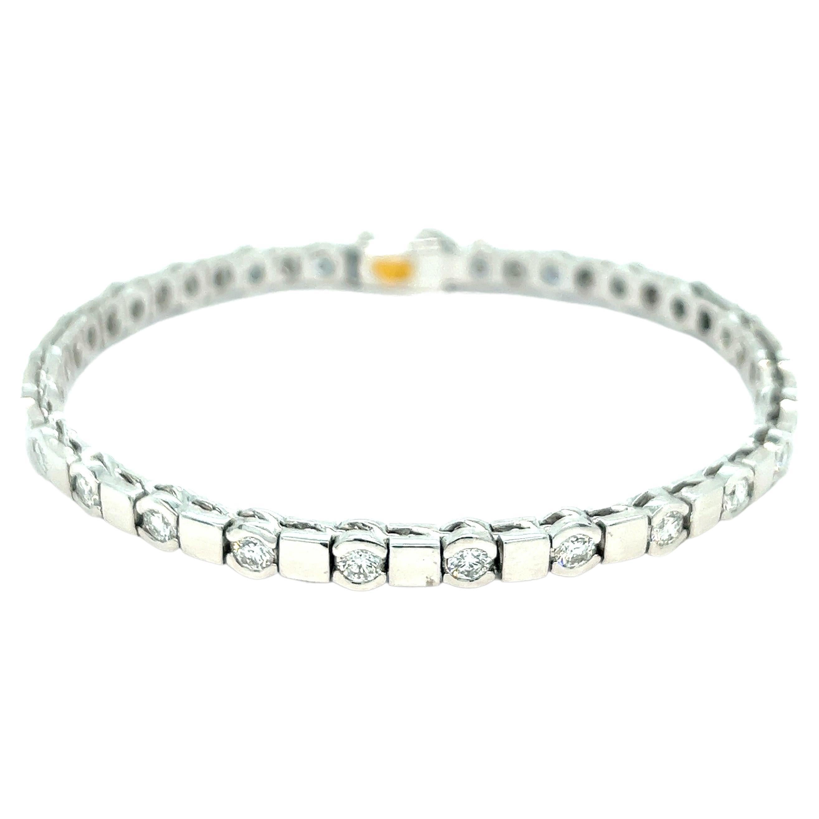 Chanel Camélia White Gold Diamond Bracelet at 1stDibs | chanel diamond ...