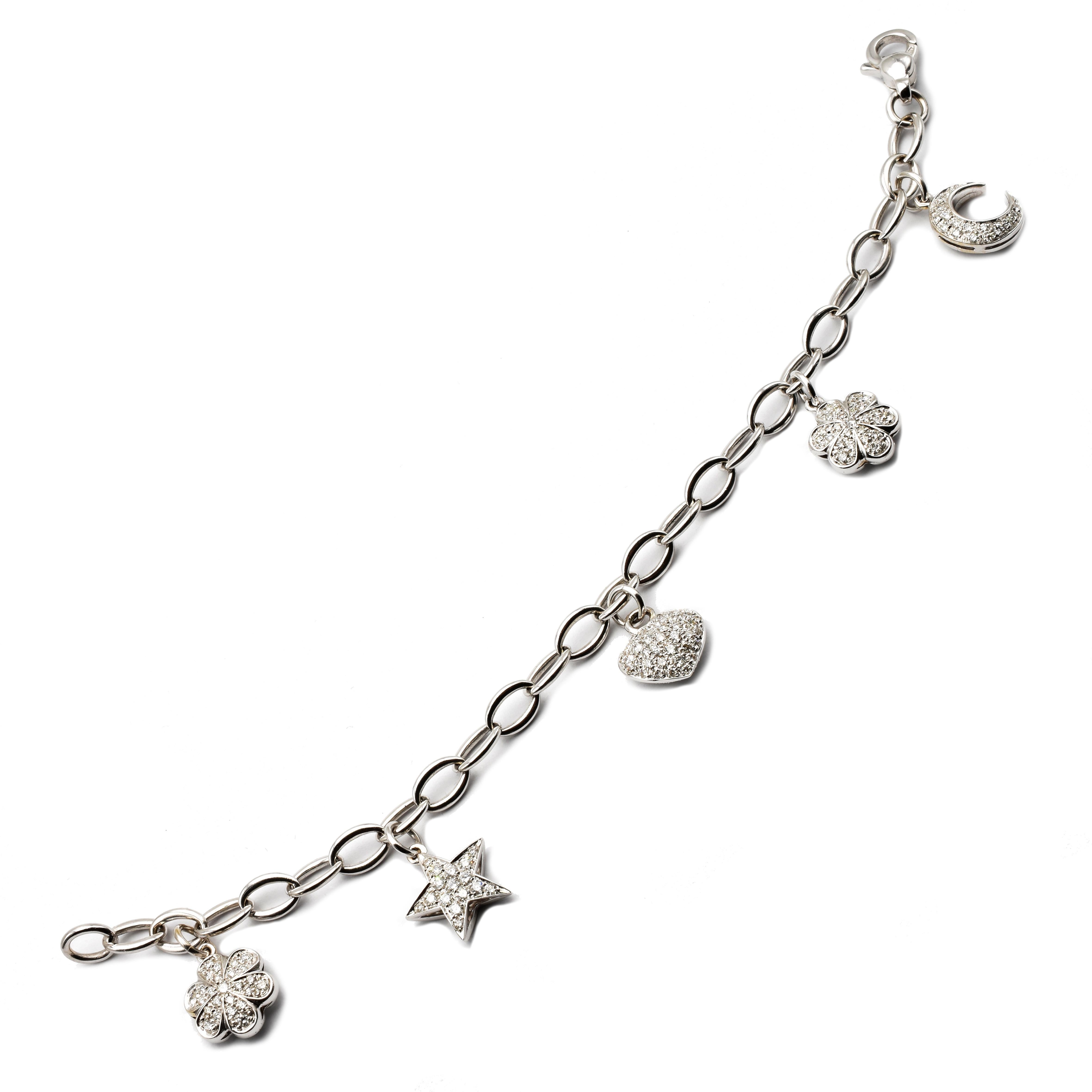 Round Cut Diamond White Gold Charms Bracelet, Made in Italy For Sale