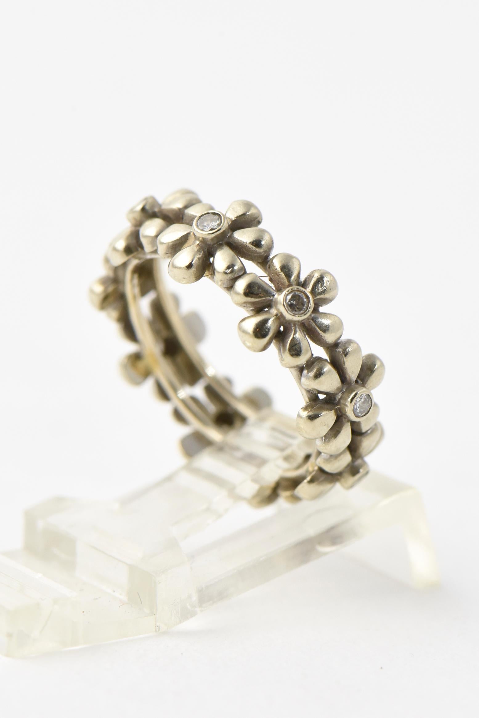 Diamond White Gold Daisy Flower Band Ring at 1stDibs