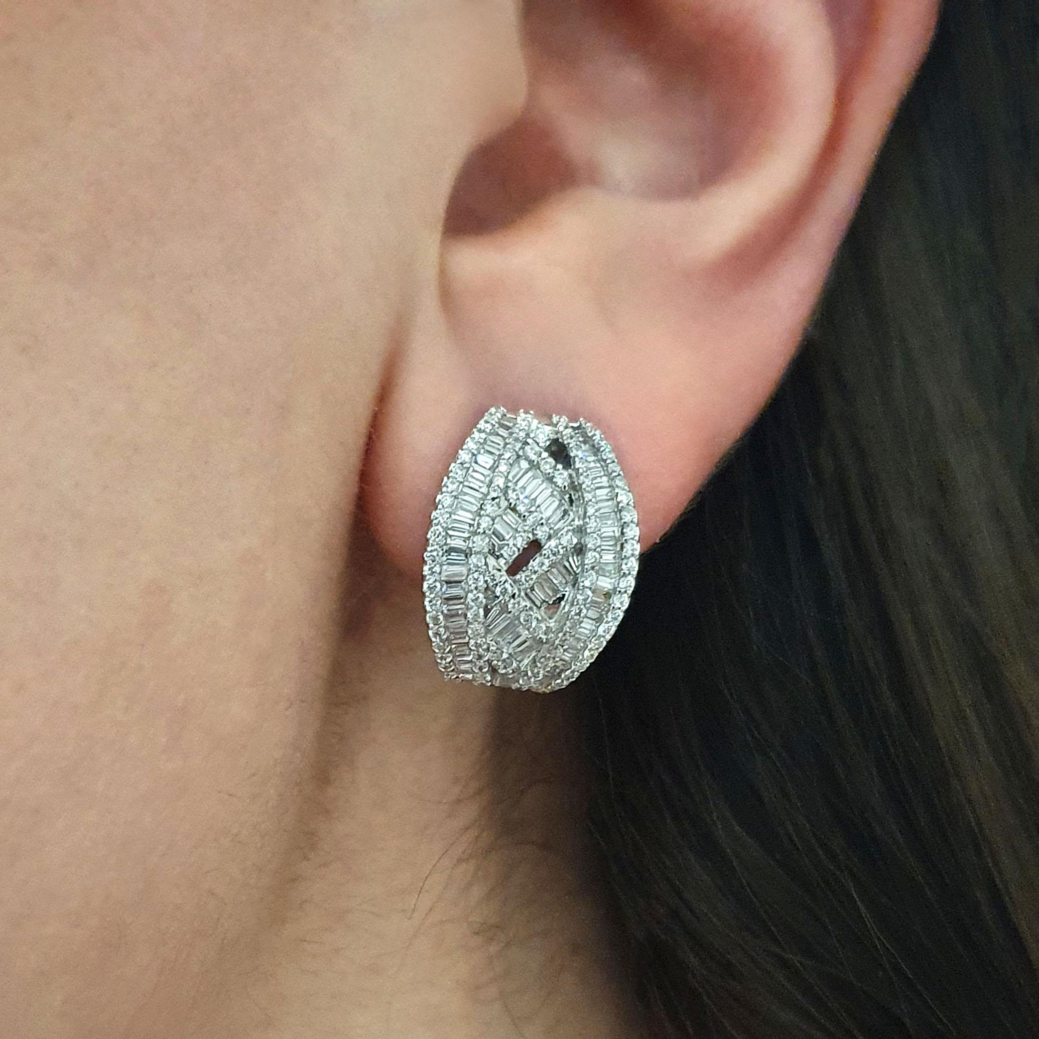 Women's Diamond White Gold Earrings For Sale