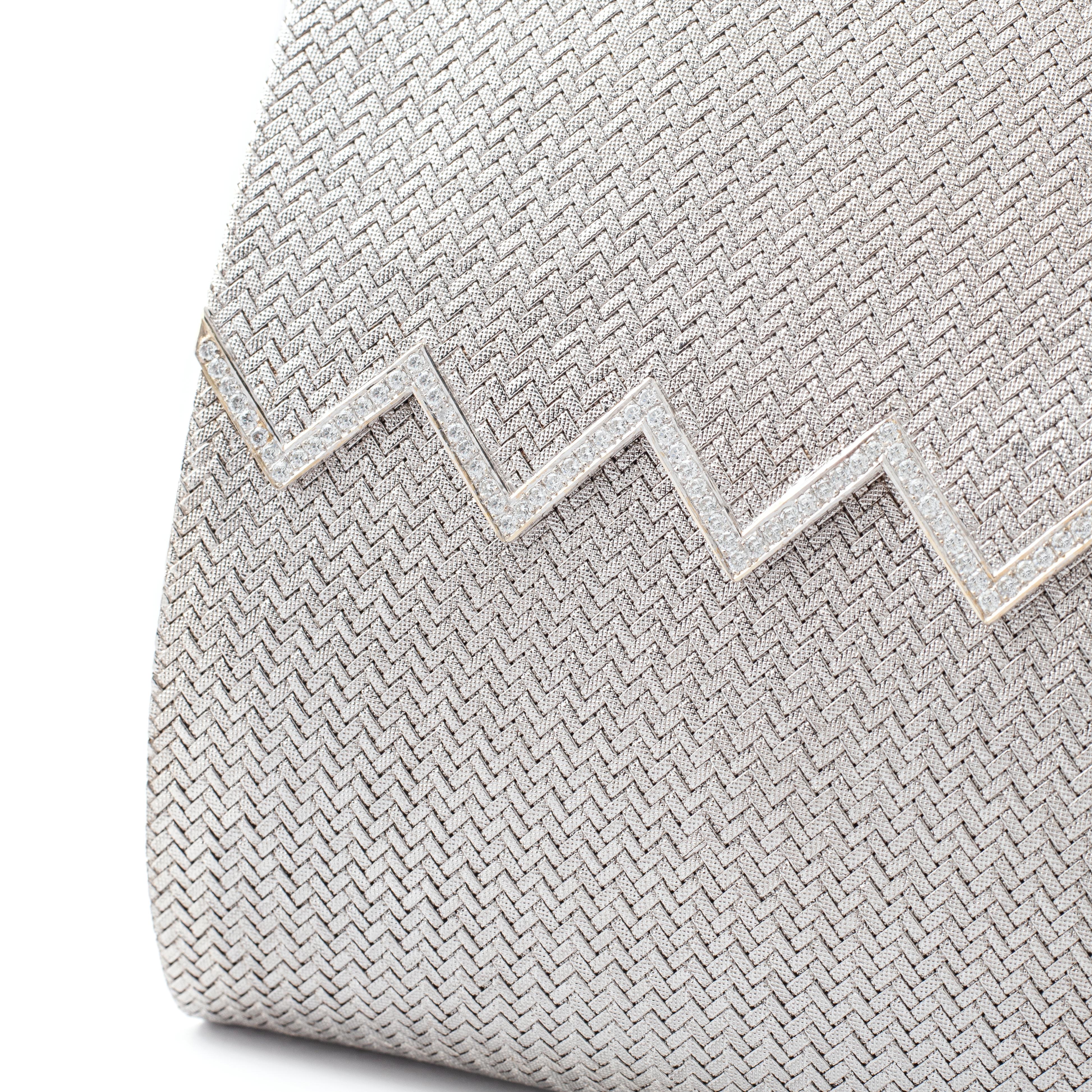 Bolso de noche de oro blanco con diamantes en venta 4