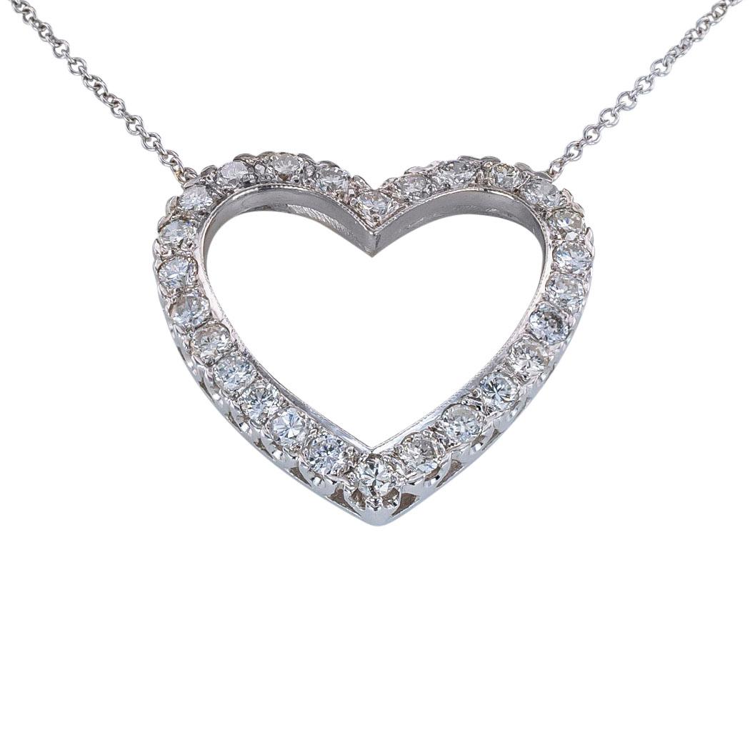 Round Cut Diamond White Gold Heart Shaped Pendant Necklace