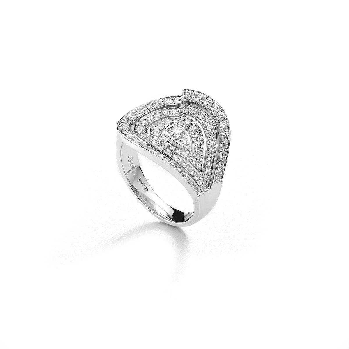 Ring in 18kt white gold set with 88 diamonds 0.87cts Size 53