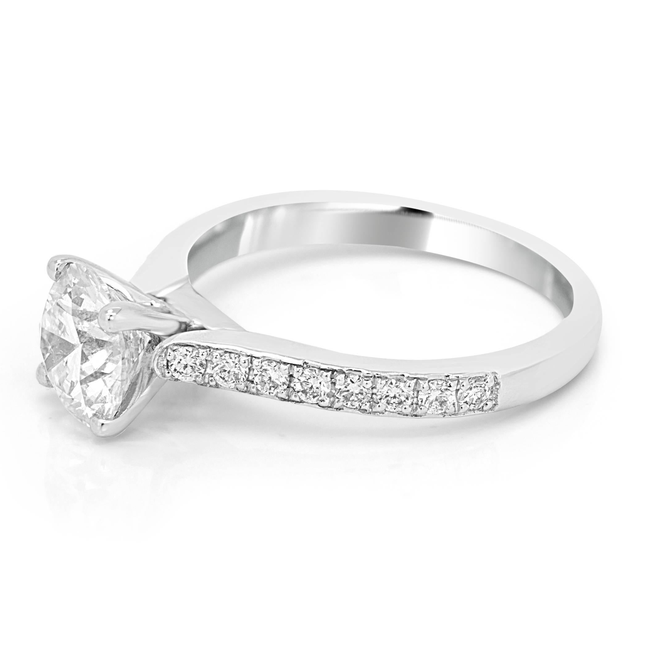 Diamond White Gold Solitaire Engagement Bridal Ring In New Condition In NEW YORK, NY