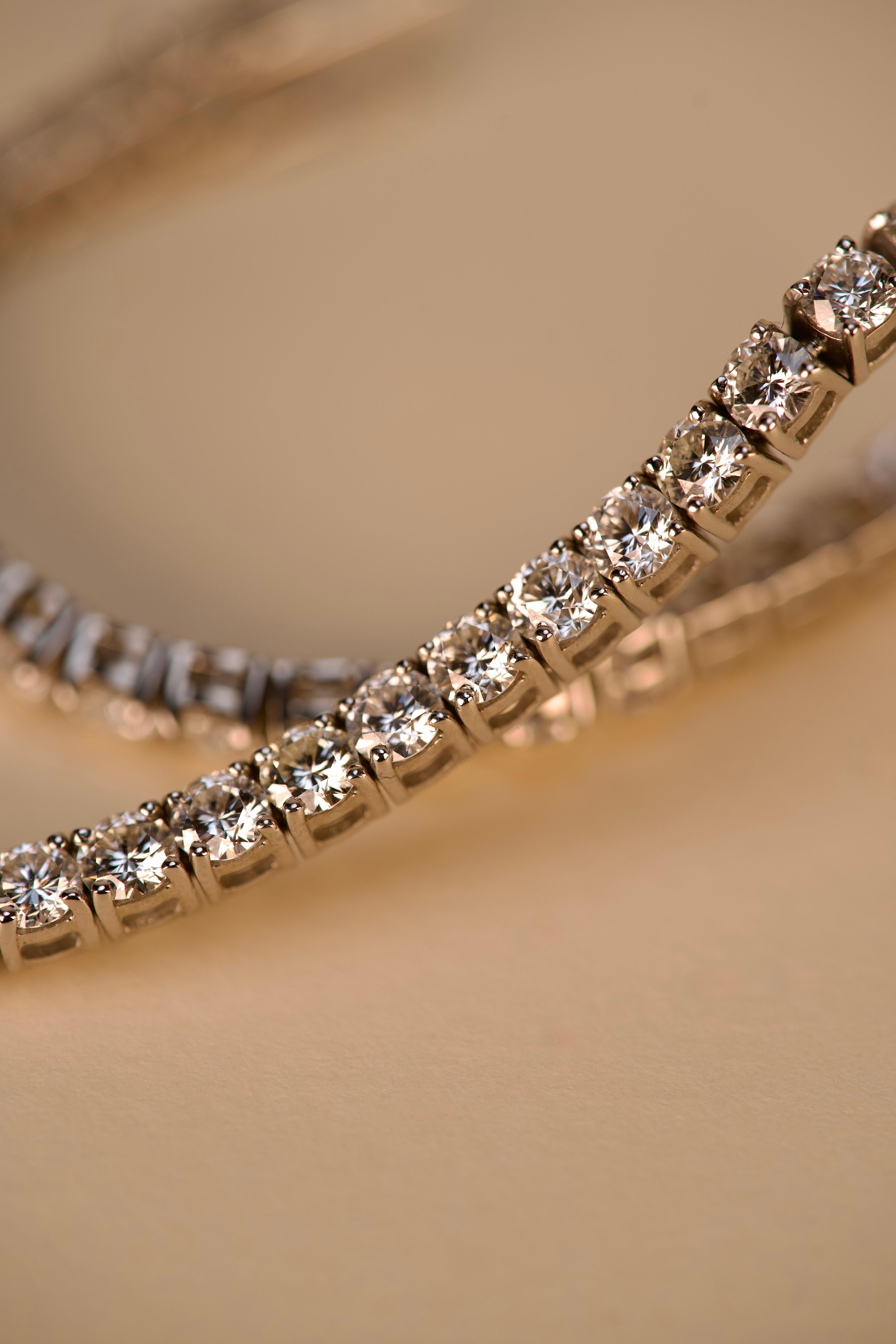 Pulsera de tenis de oro blanco con diamantes en Excelente estado para la venta en Lisboa, PT