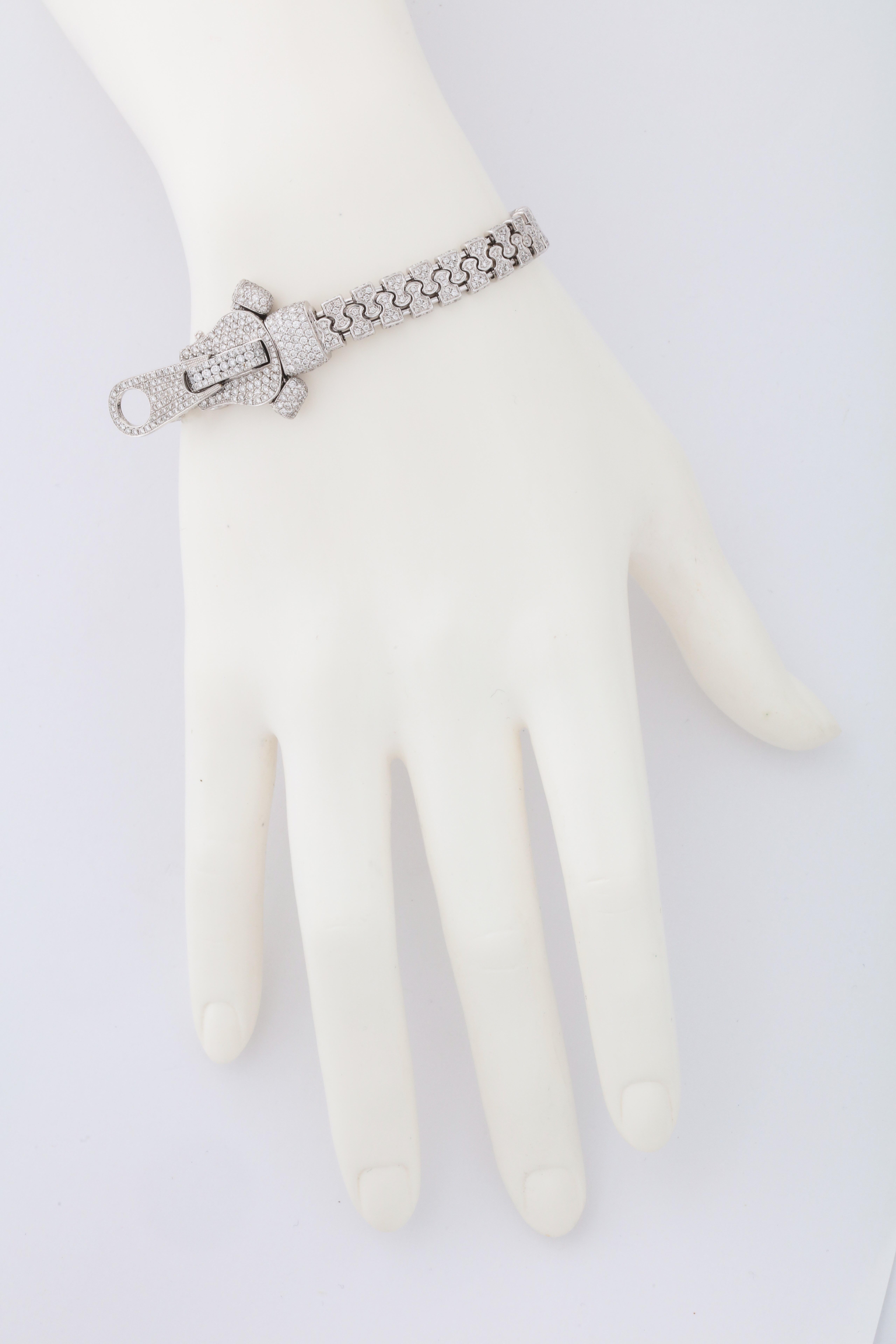 Arbeits-Reißverschluss-Armband aus Weißgold (Rundschliff)