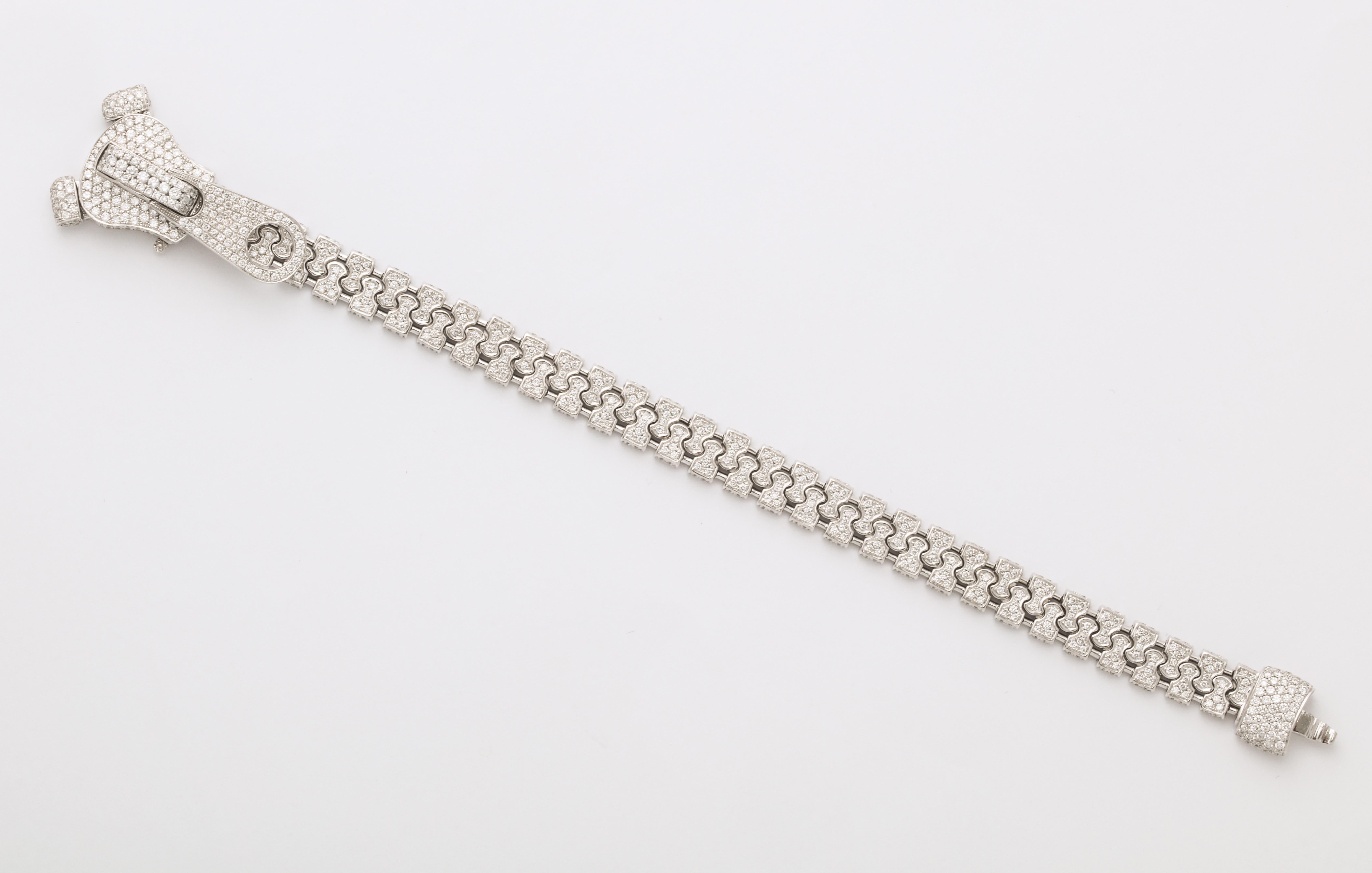 Round Cut Diamond White Gold Working Zipper Bracelet