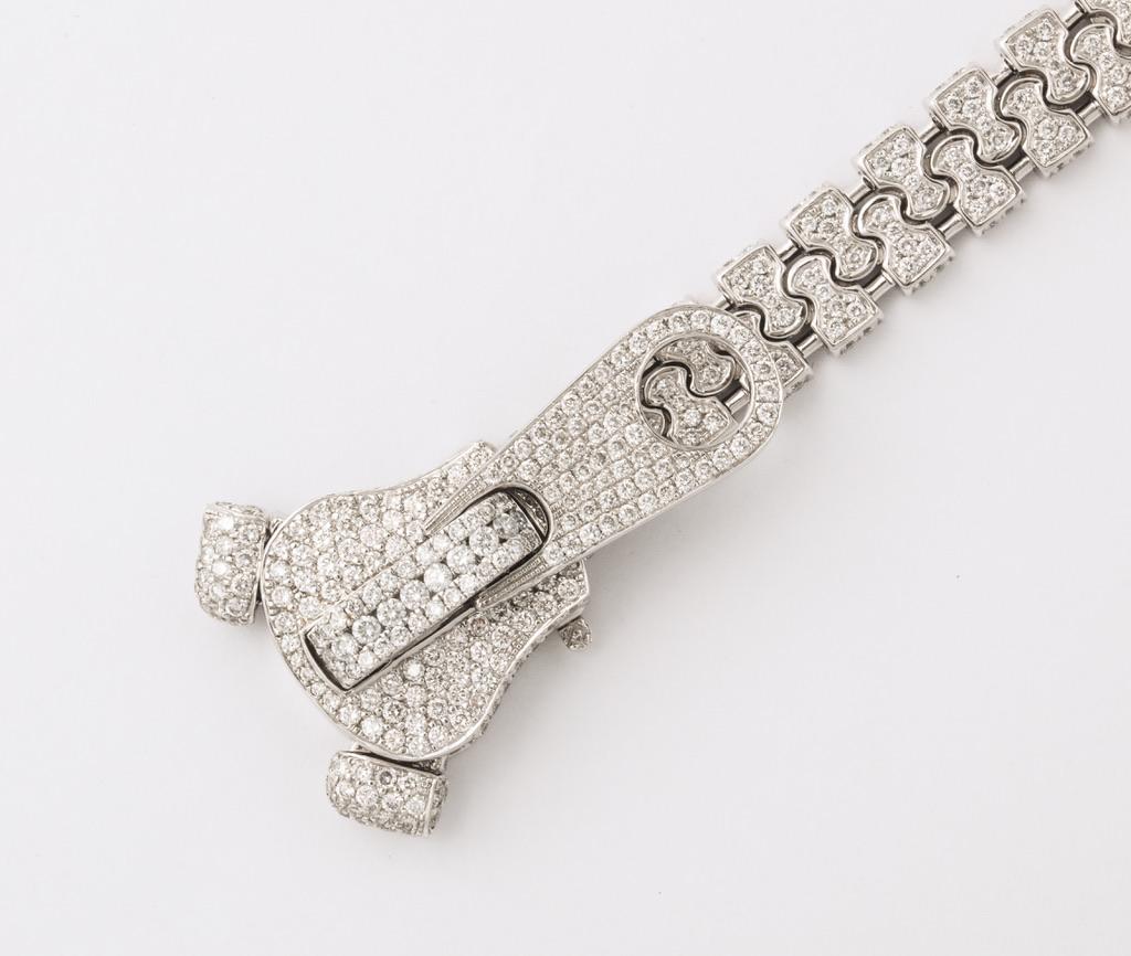 Diamond White Gold Working Zipper Bracelet In Excellent Condition In Bal Harbour, FL