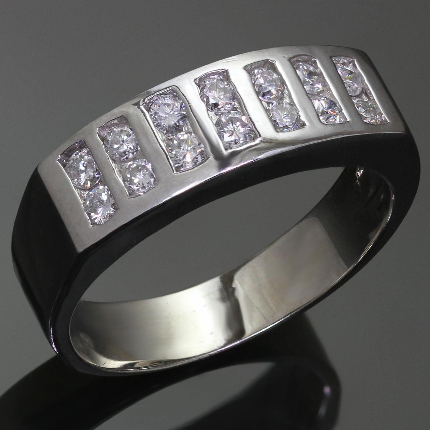 Round Cut Diamond White Solid Gold Band Ring For Sale