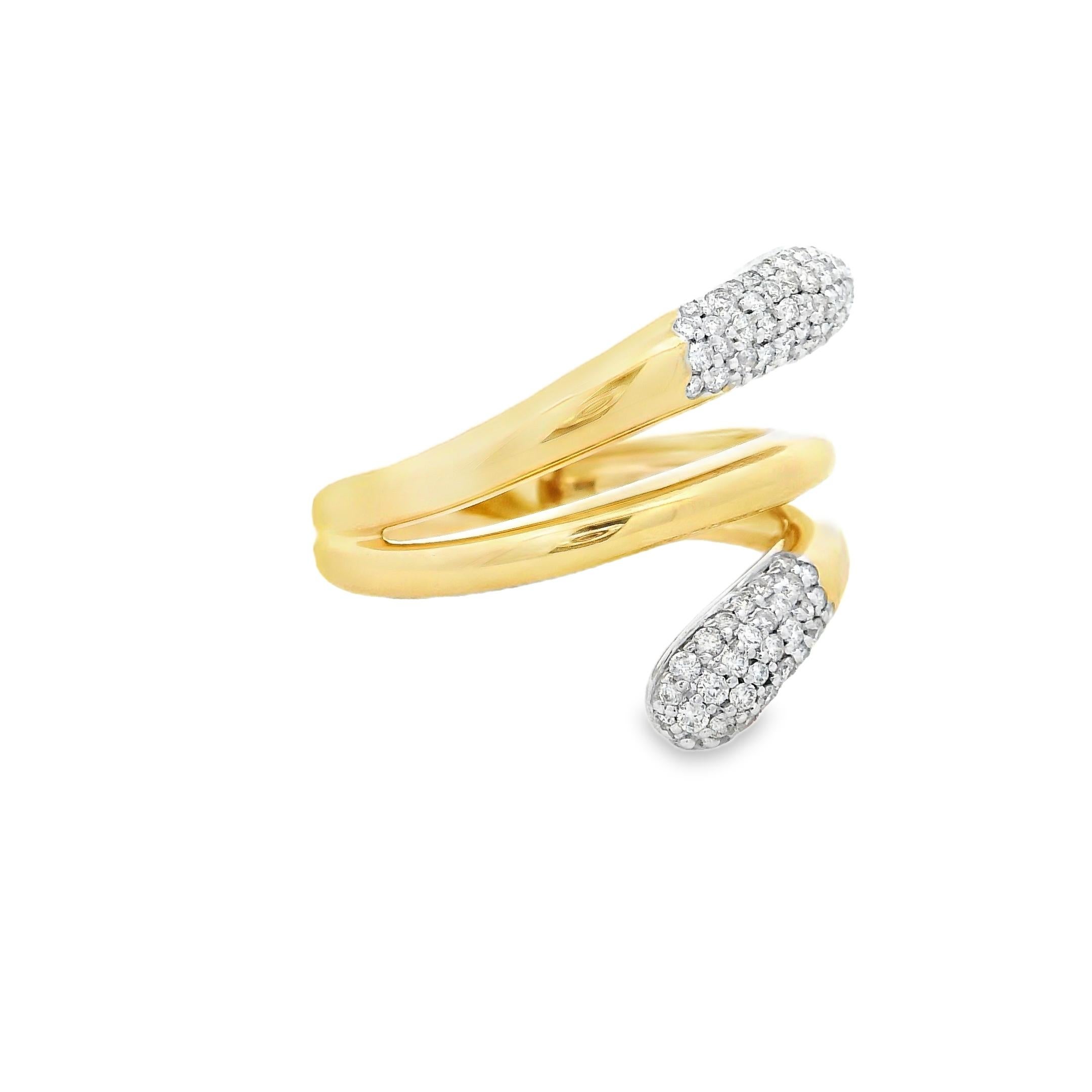 Bague à large bande diamantée en or jaune 14K avec 0.50 carats Taille 7 en vente 2