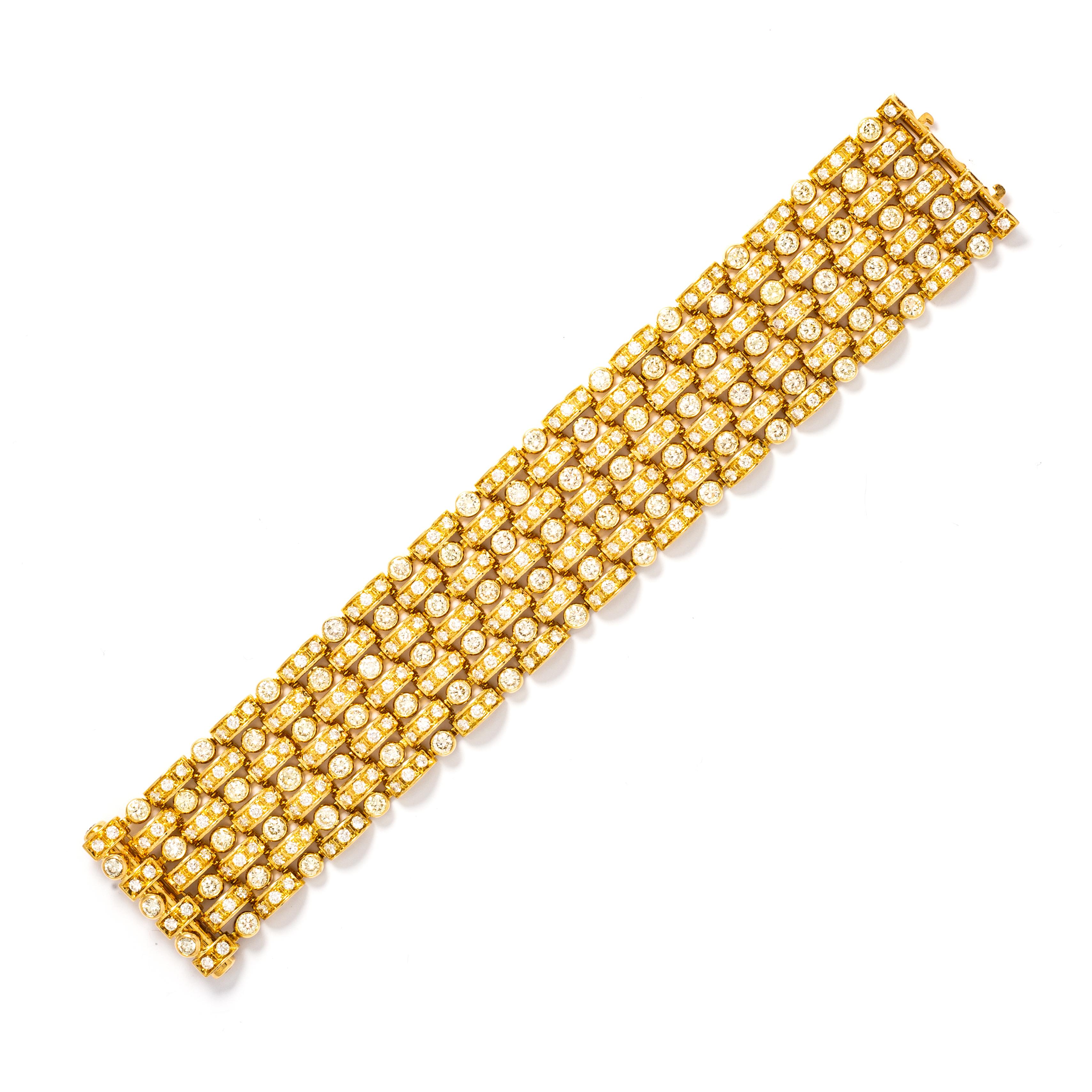 Diamond Wide Bracelet In New Condition For Sale In Geneva, CH
