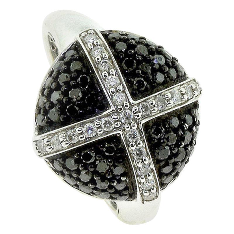 Diamond Wide Circle Round with Cross White Gold Ring
