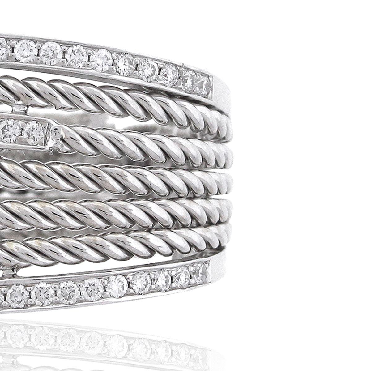 Bracelet large pour femme à plusieurs rangées de diamants Pour femmes en vente