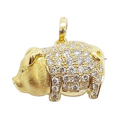 Broche/pendentif en forme de porc en or 18 carats sertie de diamants noirs et de diamants