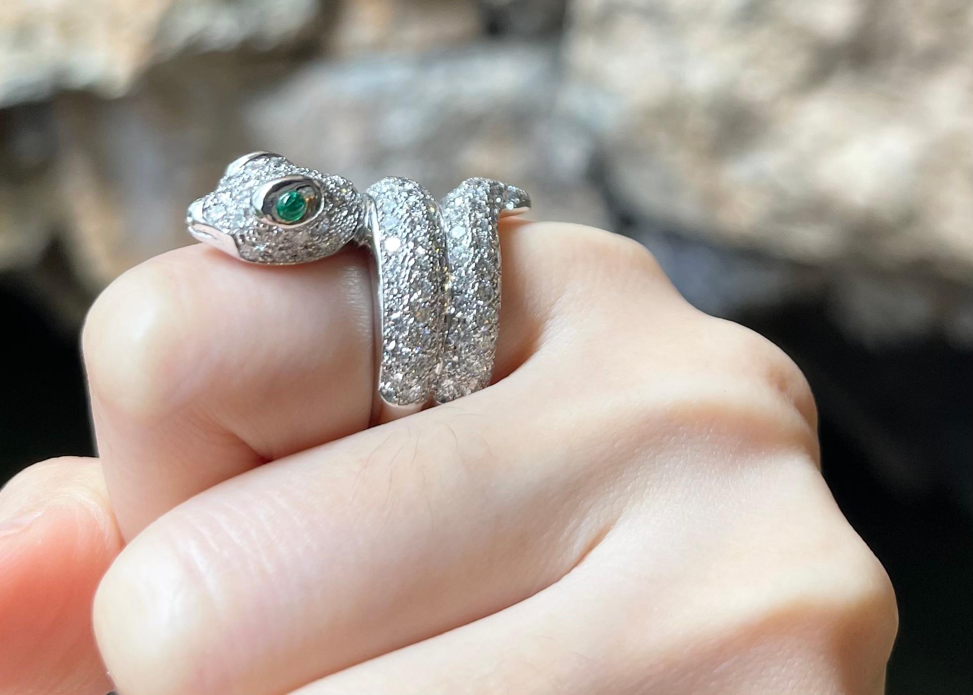 Women's or Men's Diamond with Cabochon Emerald Snake Ring set in 18K White Gold Settings For Sale