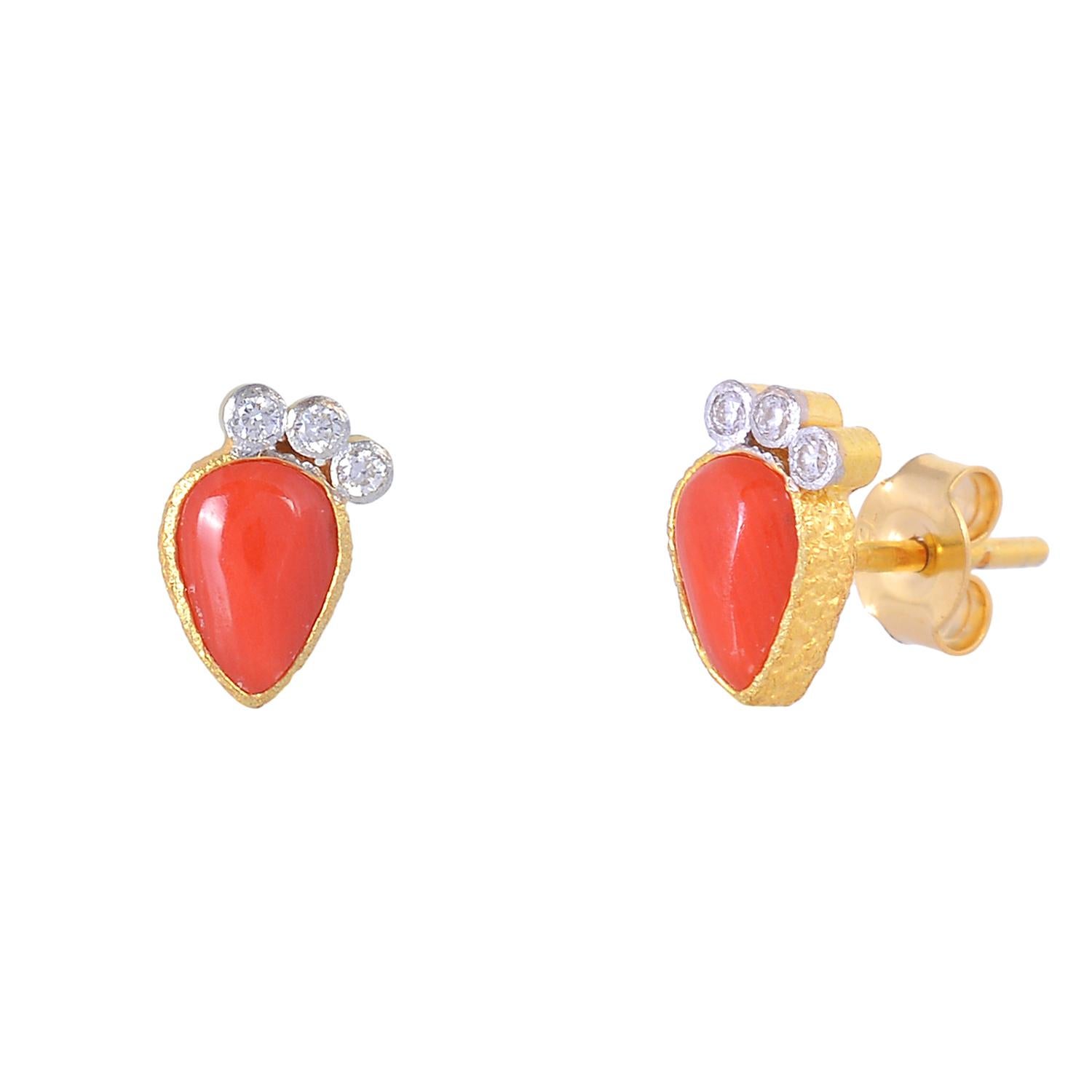 Diamond with coral gold 18k earring 