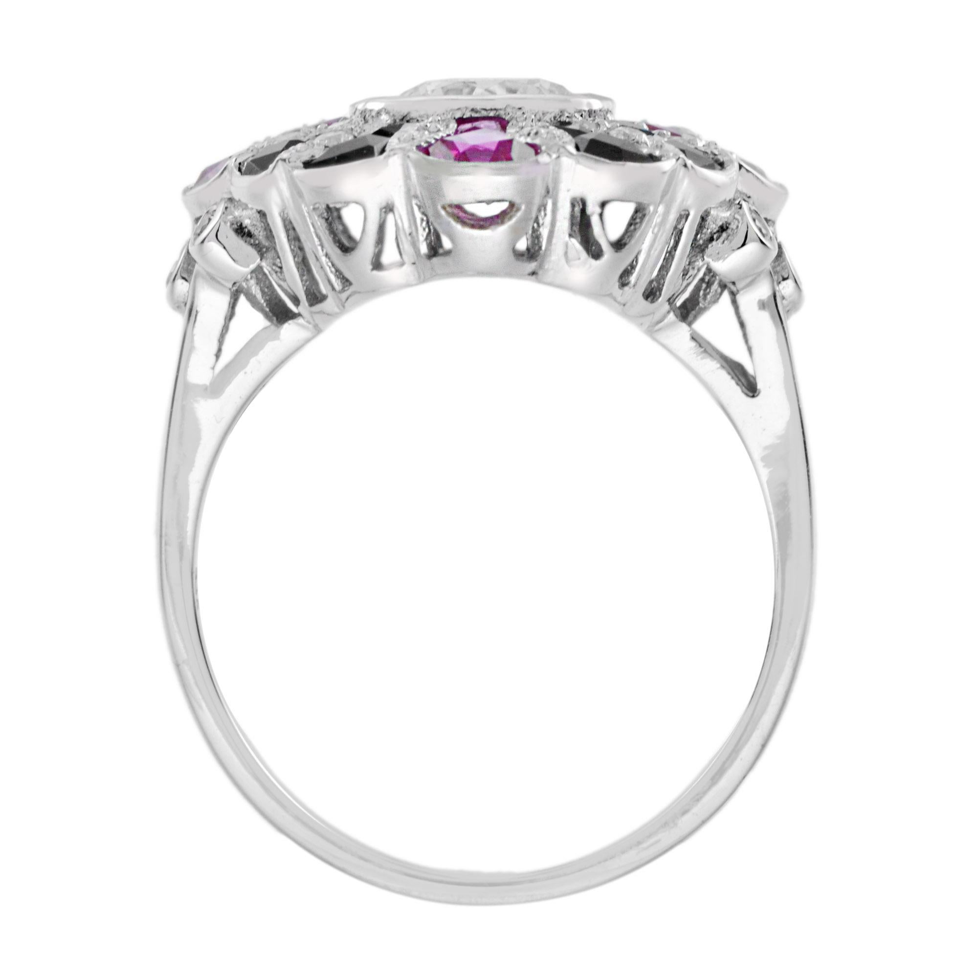 Cocktailring aus 18 Karat Weißgold mit Diamanten und Rubin und Onyx () 5