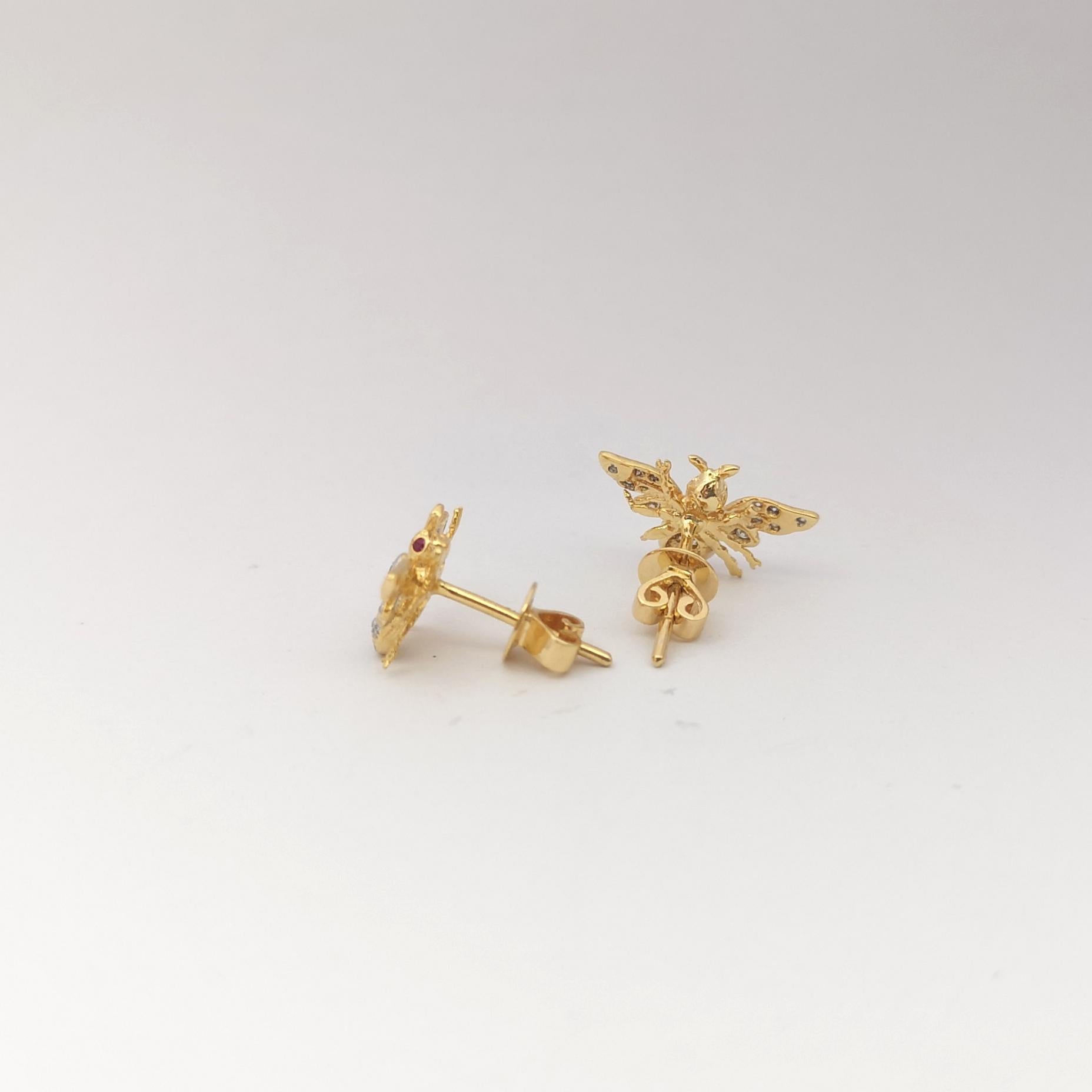 Orecchini con diamante e rubino con montatura in oro 18 carati In condizioni Nuovo in vendita a Bangkok, TH