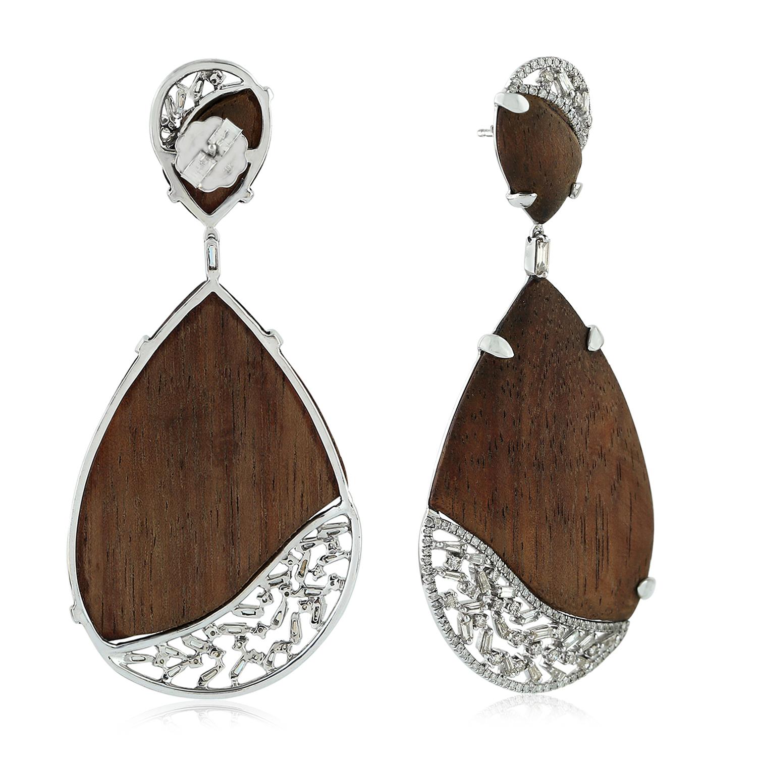 Modern Diamond Wood 18 Karat Gold Earrings For Sale
