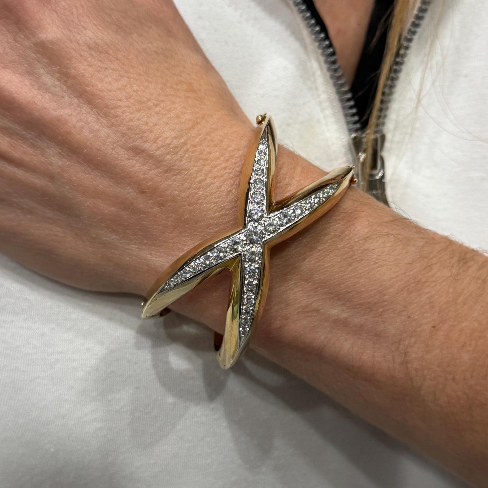 Ce magnifique bracelet en or jaune 14 carats diamant 