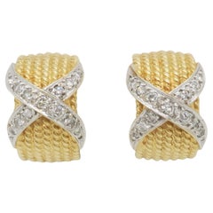 Pendientes Omega de Oro Bicolor con Motivo Diamante X