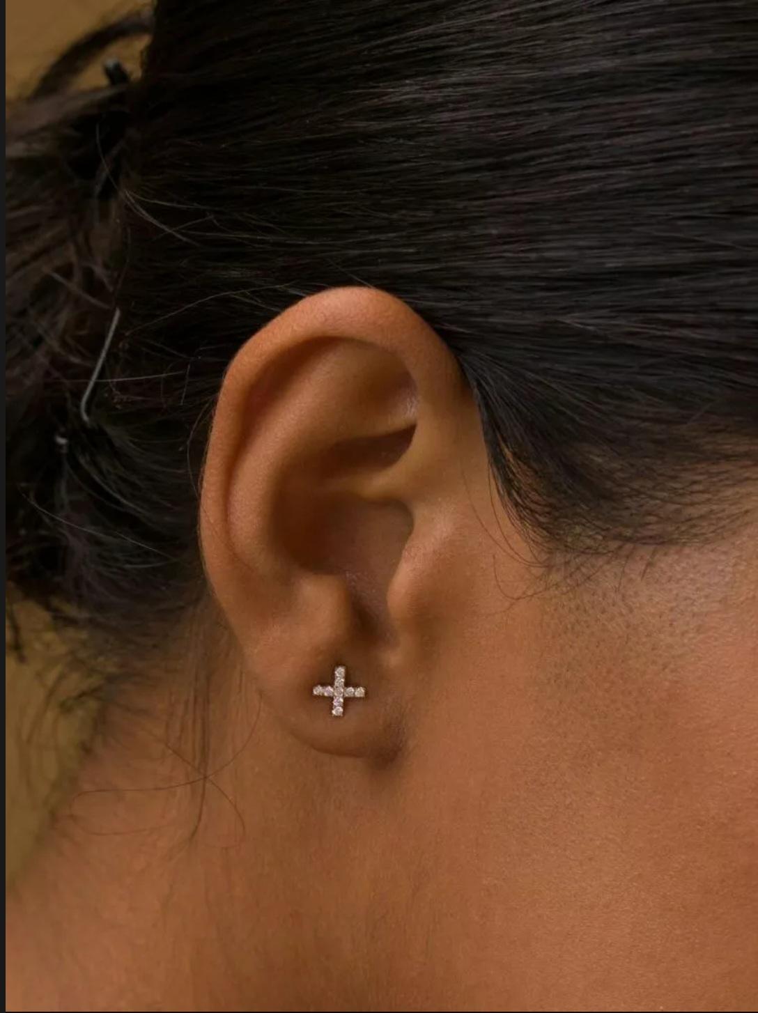 Pendientes de diamantes X de oro macizo de 14k Pendientes minimalistas de aniversario. Art Decó en venta