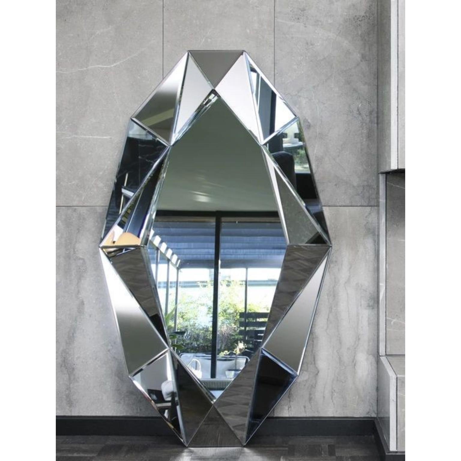 Diamond XL mirror silver.
Dimensions: W 82 x D 6.7 x H 140 cm
Material: 4 mm faceted mirror on black painted MDF
Weight: 17.4 kg

The diamond XL mirror is a magnificent full-body mirror that does not only provide functionality but becomes a