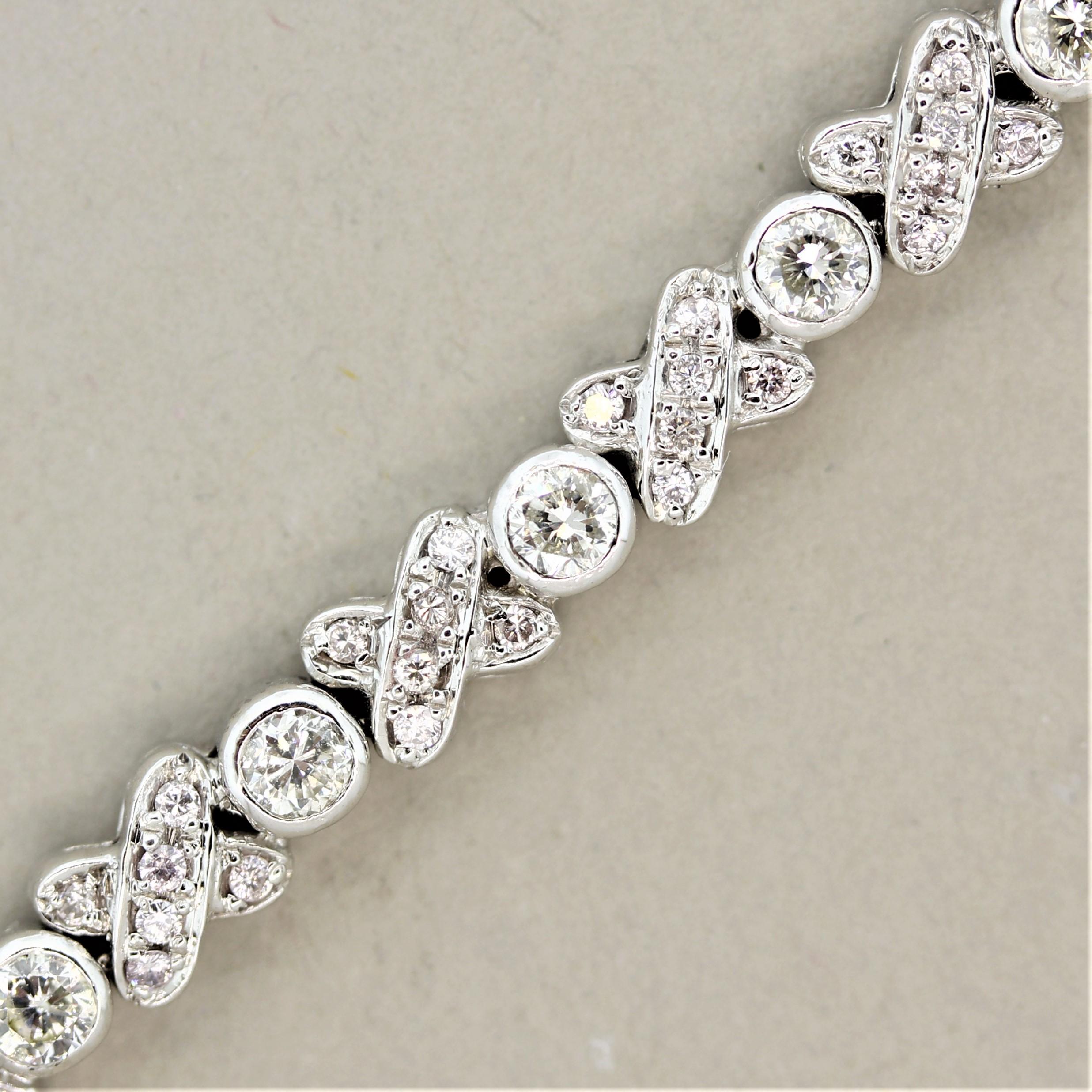 Taille ronde Bracelet tennis XO en or et diamants en vente