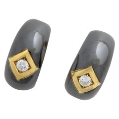 Boucles d'oreilles en or jaune et noir 18 carats avec diamants