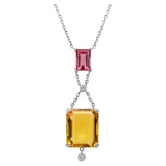 Collier pendentif en or blanc 18 carats, diamants, béryl jaune et spinelle rose