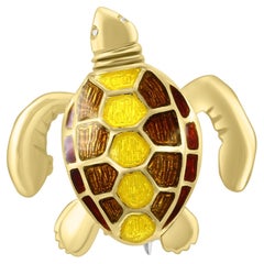 Broche de lujo de oro amarillo de 18 quilates con diamantes y esmalte amarillo/marrón con forma de tortuga