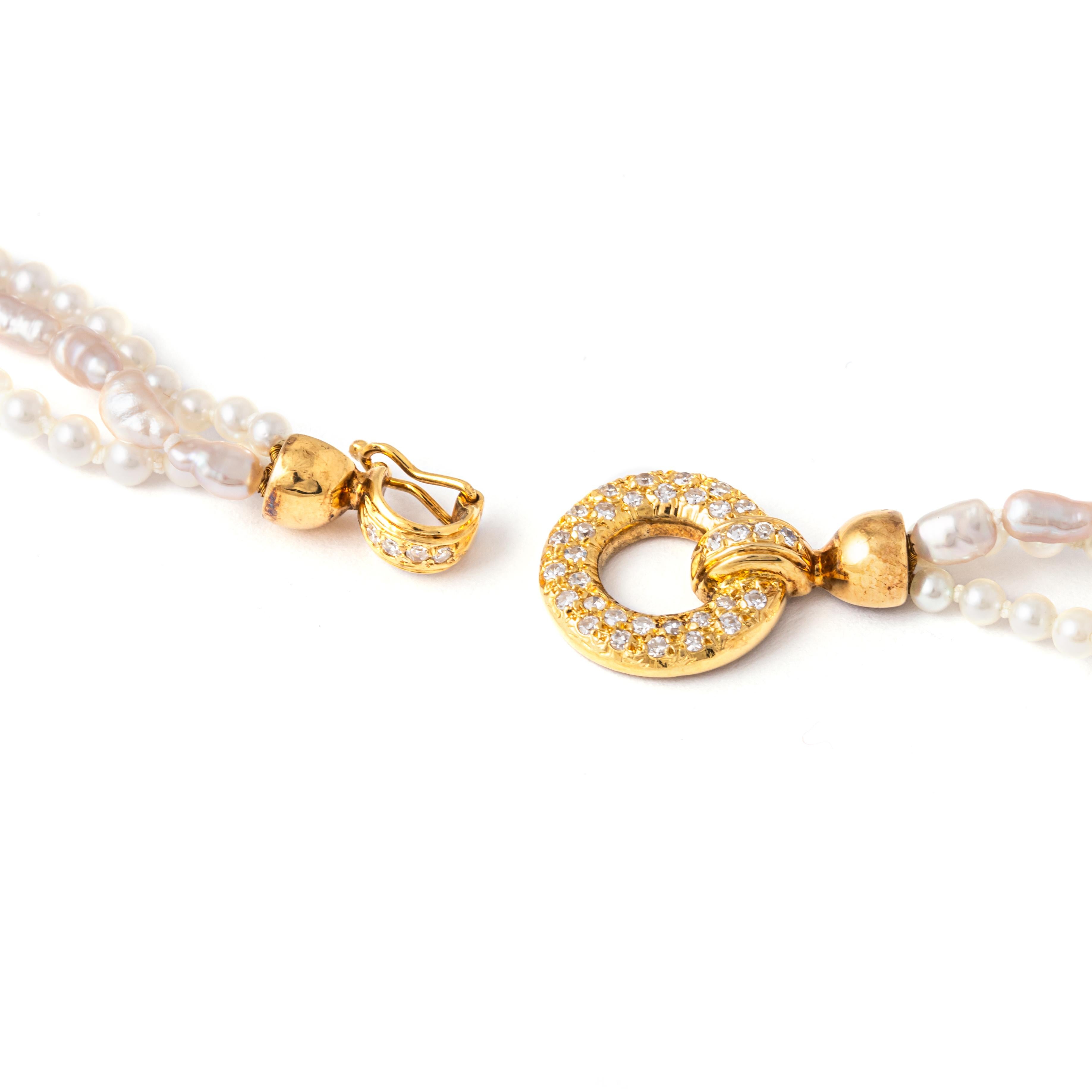 Diamant-Halskette aus Gelbgold mit 18 Karat Perlen (Rundschliff) im Angebot