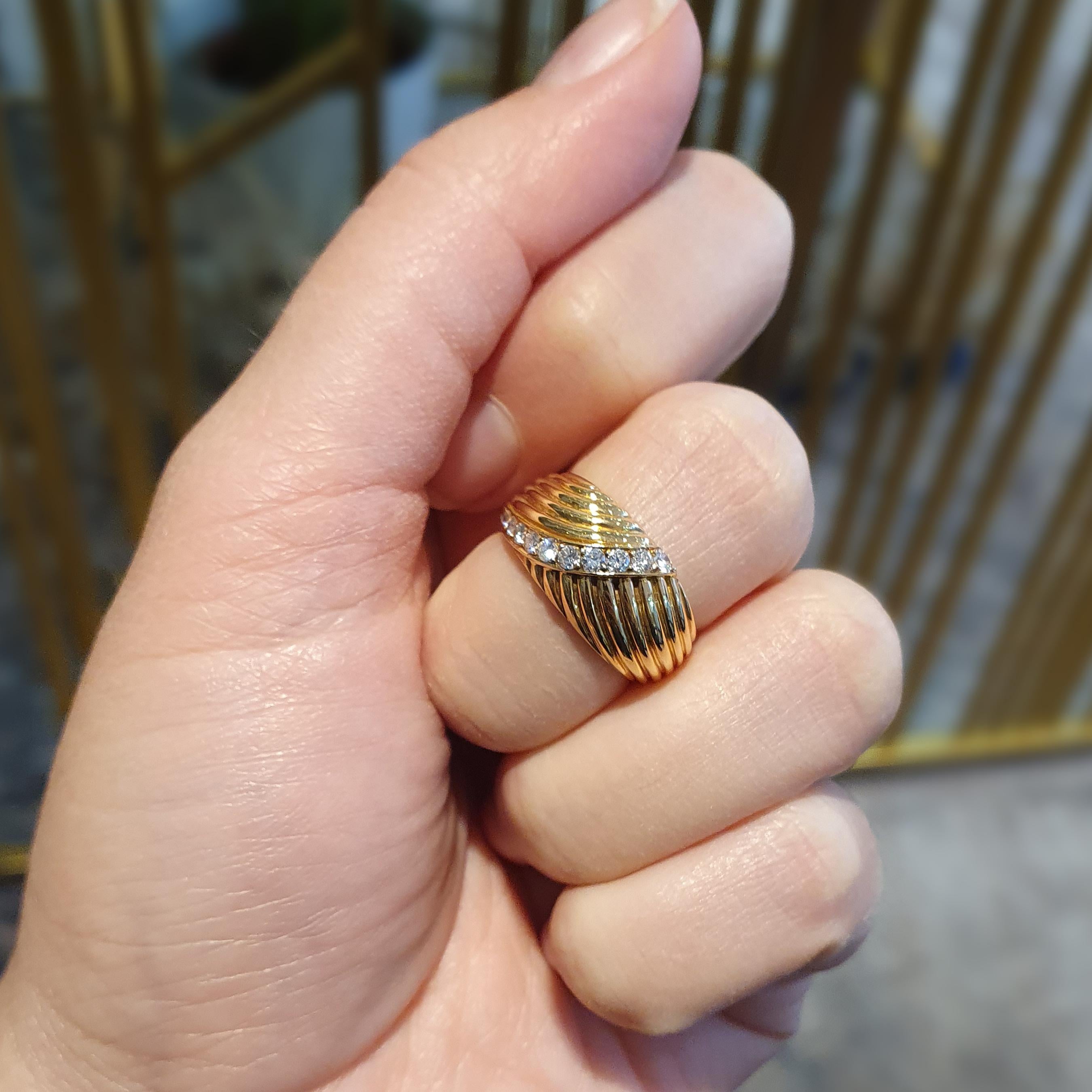 Diamond Yellow Gold 18K Ring For Sale 1